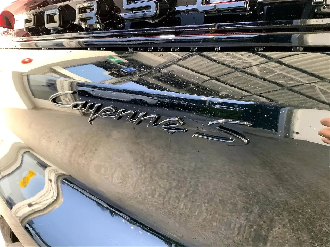 Porsche Cayenne снимка Porsche Cayenne