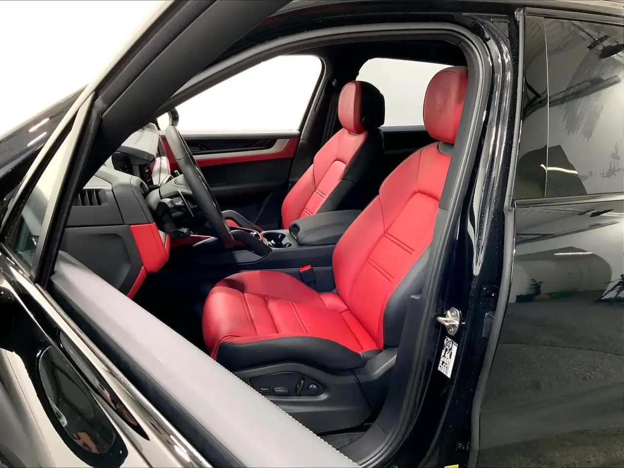 Porsche Cayenne снимка Porsche Cayenne