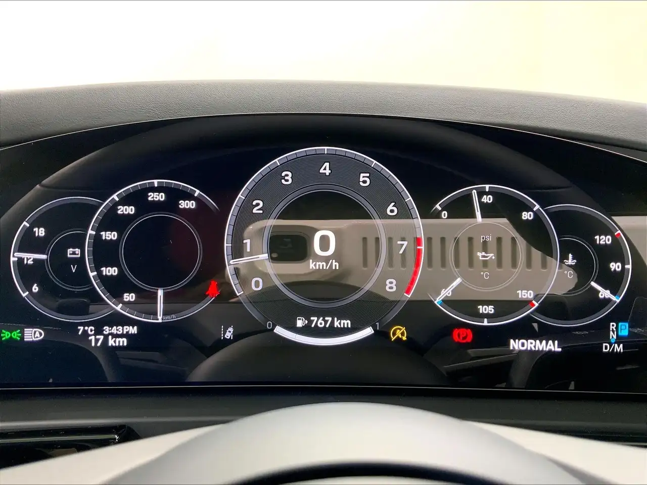 Porsche Cayenne снимка Porsche Cayenne