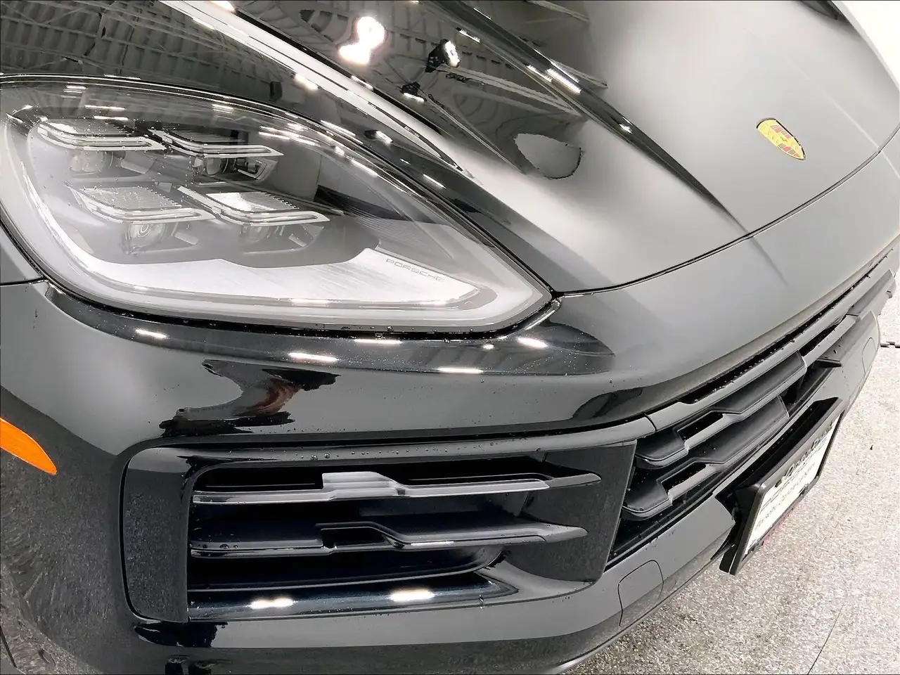 Porsche Cayenne снимка Porsche Cayenne