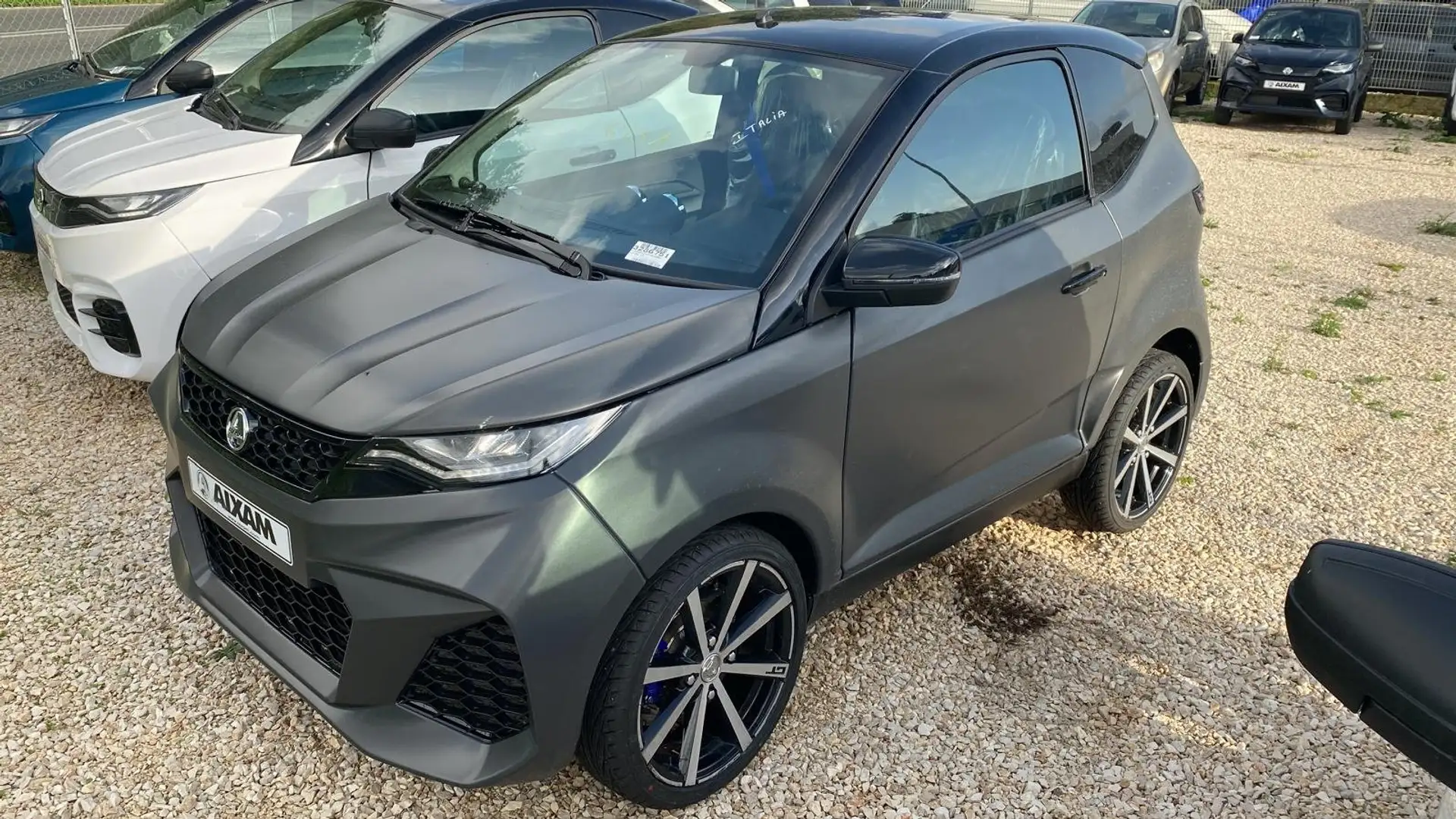 Aixam GTO Grijs - 1