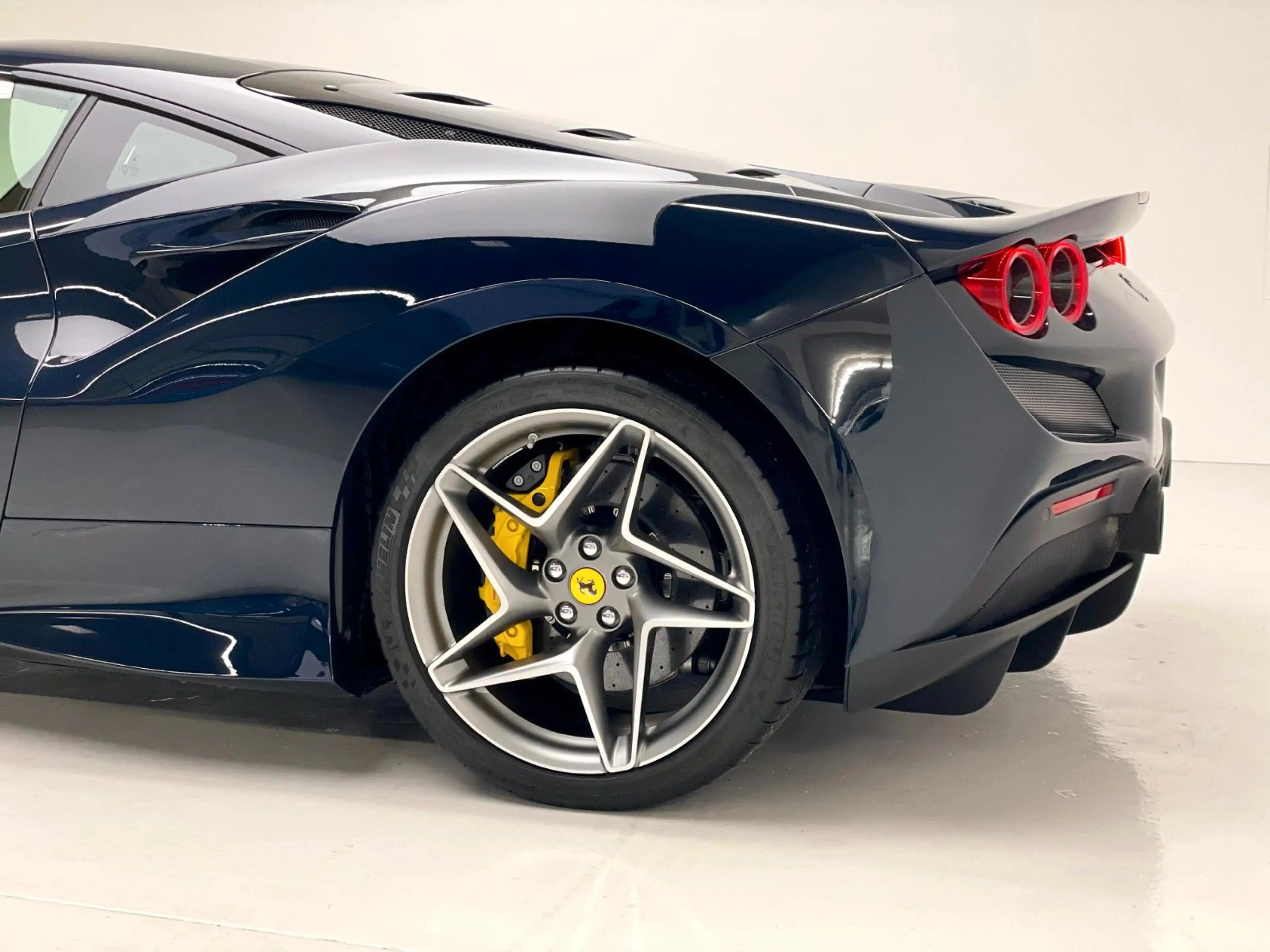 Ferrari F8 Tributo 1.HAND*Warrant*LIFT*CARBON*RACIG SEAT — photo 12