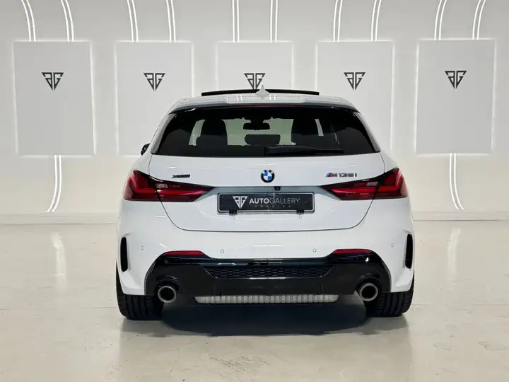 BMW Serie 1 M135i xDrive (F40) 2021, foto 4