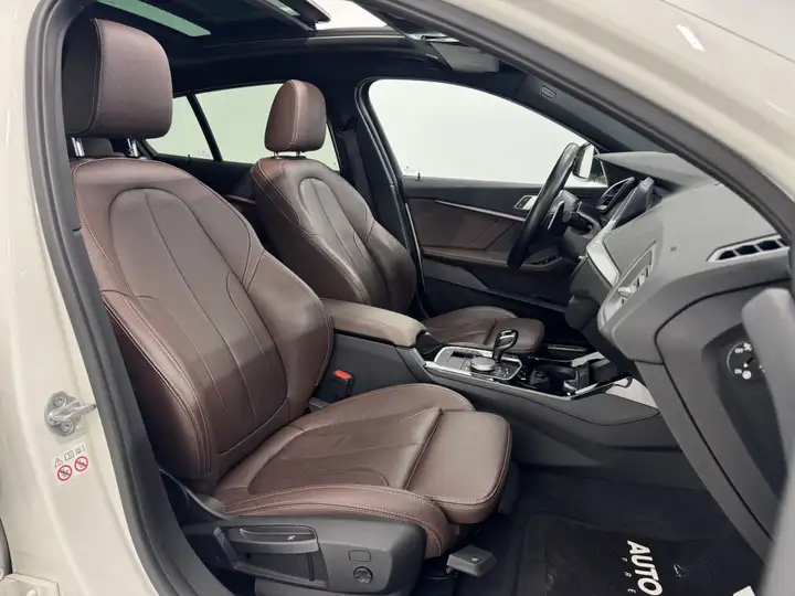 BMW Serie 1 M135i xDrive (F40) 2021, foto 27