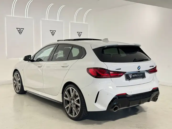 BMW Serie 1 M135i xDrive (F40) 2021, foto 6