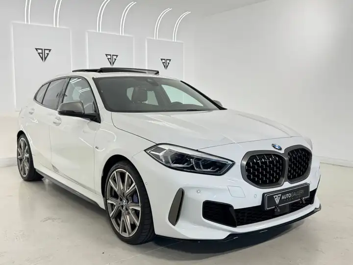 BMW Serie 1 M135i xDrive (F40) 2021, foto 3