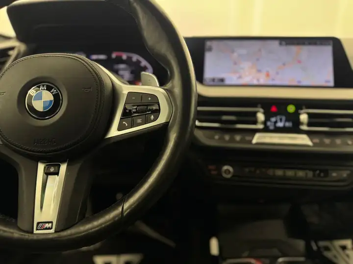 BMW Serie 1 M135i xDrive (F40) 2021, foto 16