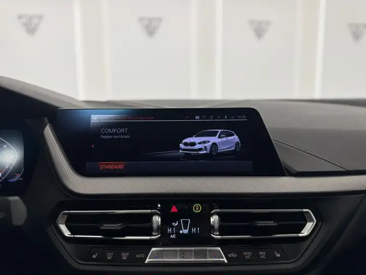 BMW Serie 1 M135i xDrive (F40) 2021, foto 18