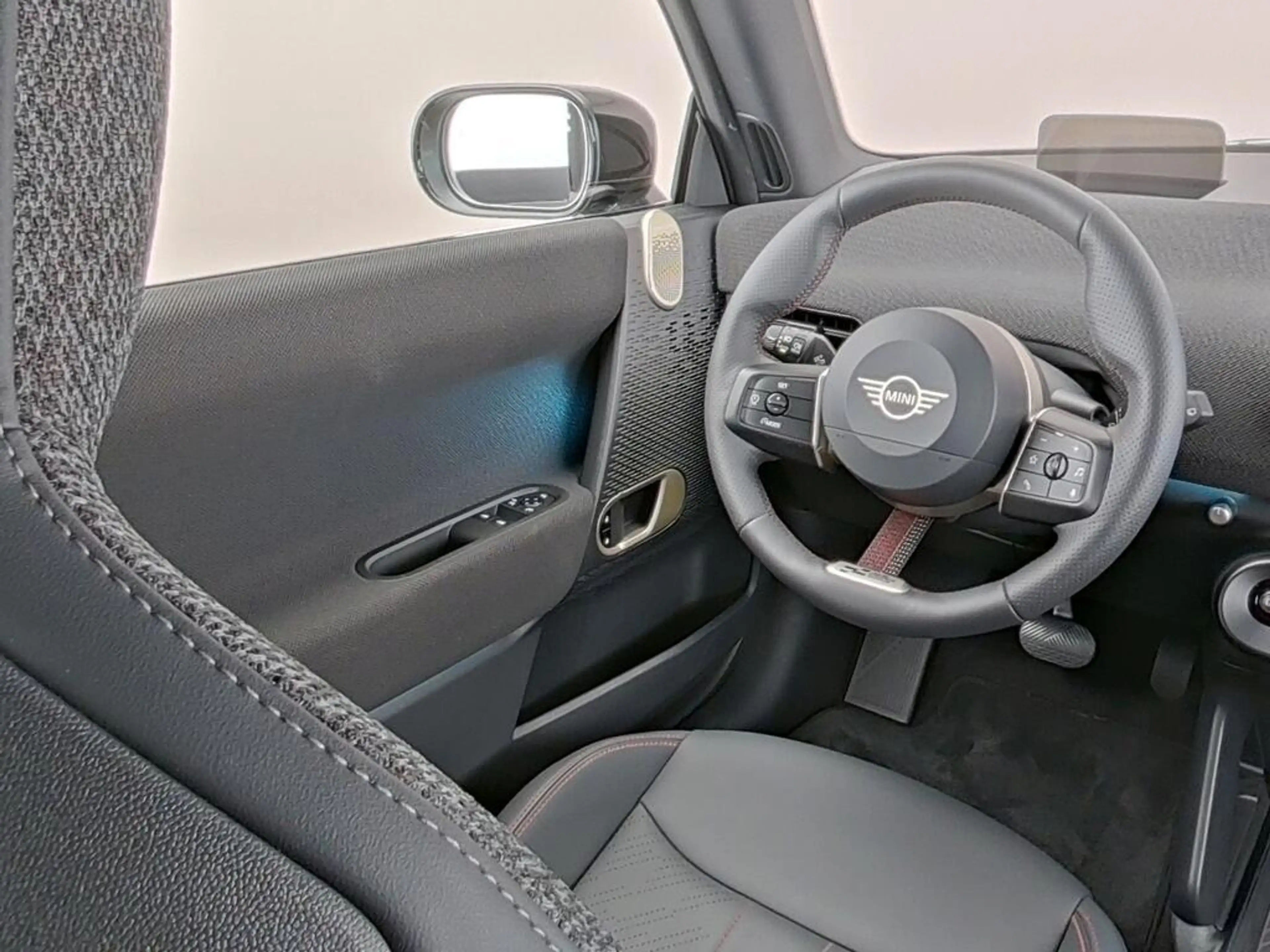 MINI John Cooper Works 3-Deurs SE Cooper XL 54.2 kWh — photo 4
