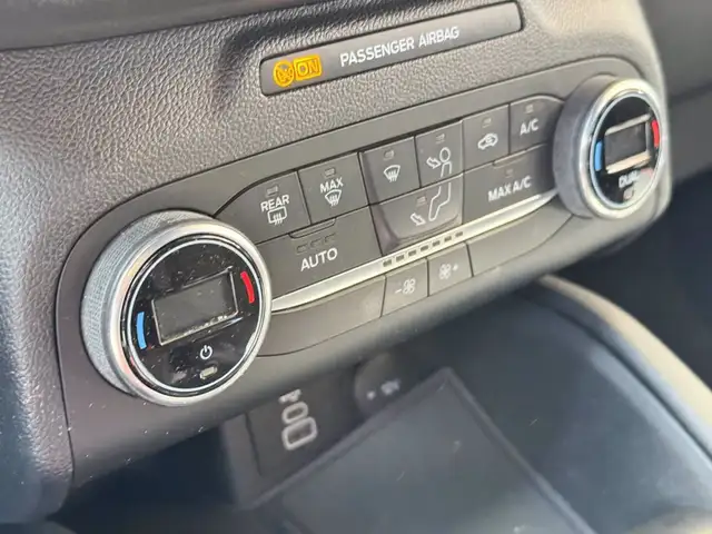 Ford Kuga view 25