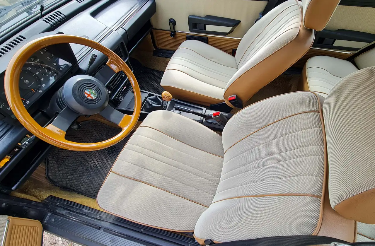 Alfa Romeo Giulietta 1.8 Uniprò, foto 3