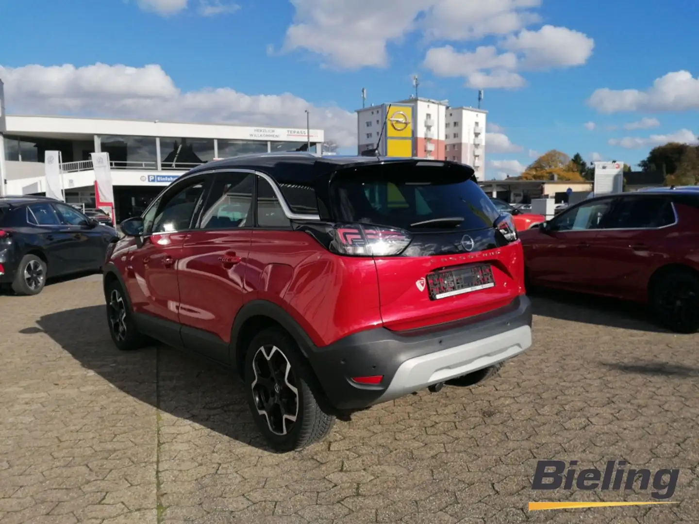 Opel Crossland GS Line 1.2 Turbo Rot - 2