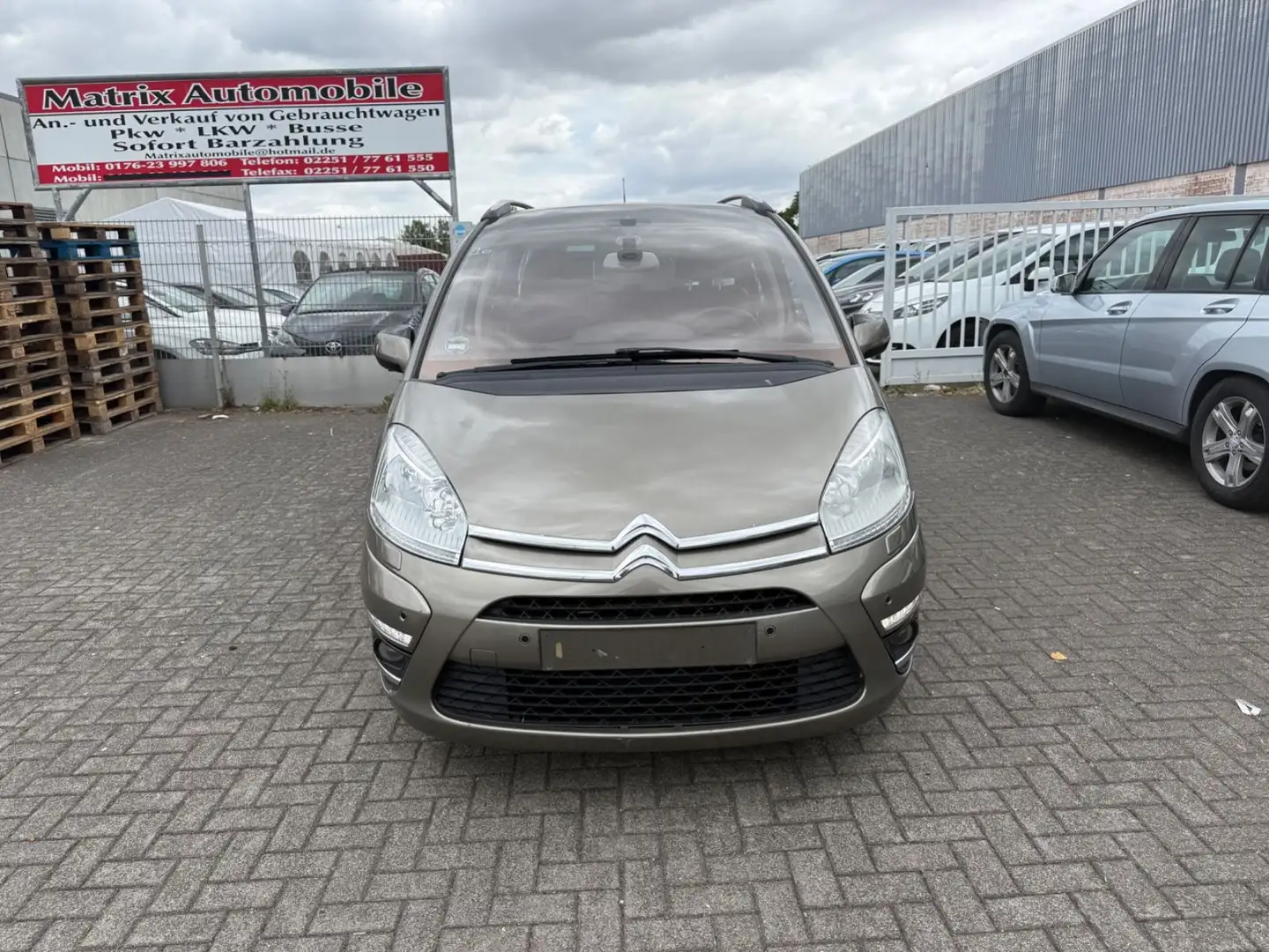 Citroen Grand C4 Picasso Exclusive,Klima,7Sitzer,Euro5 Silber - 2