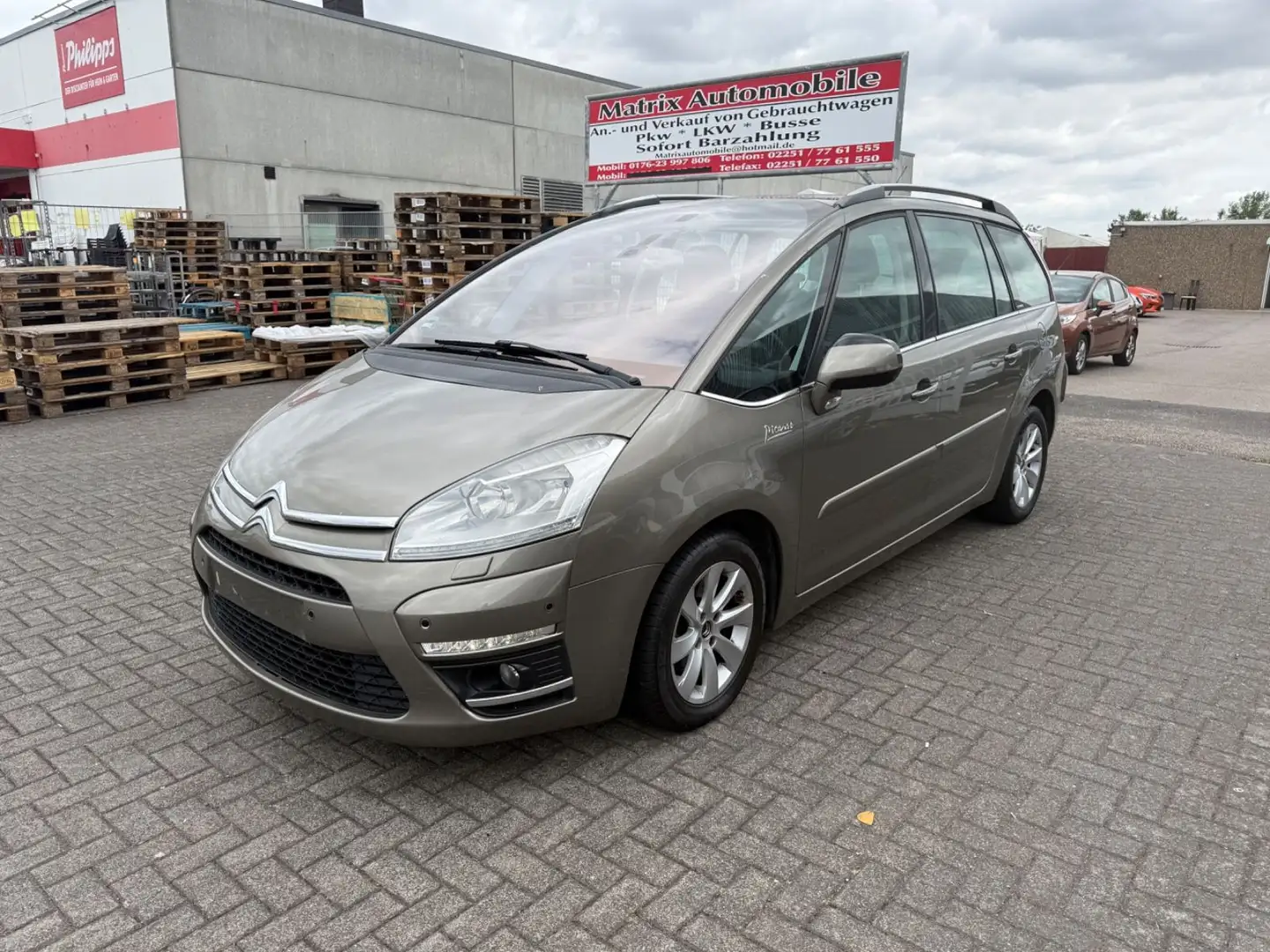 Citroen Grand C4 Picasso Exclusive,Klima,7Sitzer,Euro5 Silber - 1