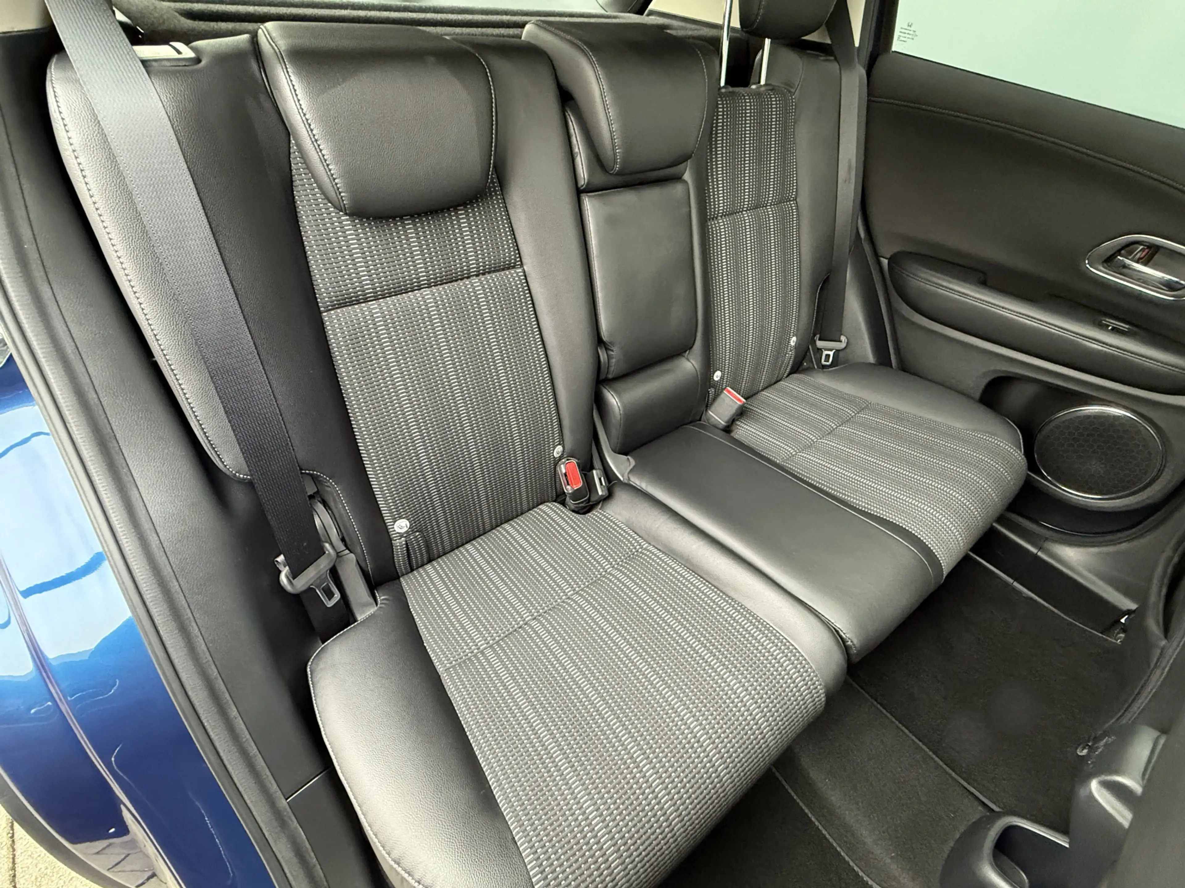 Honda HR-V BWJ 2017 | 1.5 i-VTEC 131PK Executive AUTOMAAT | P — photo 35