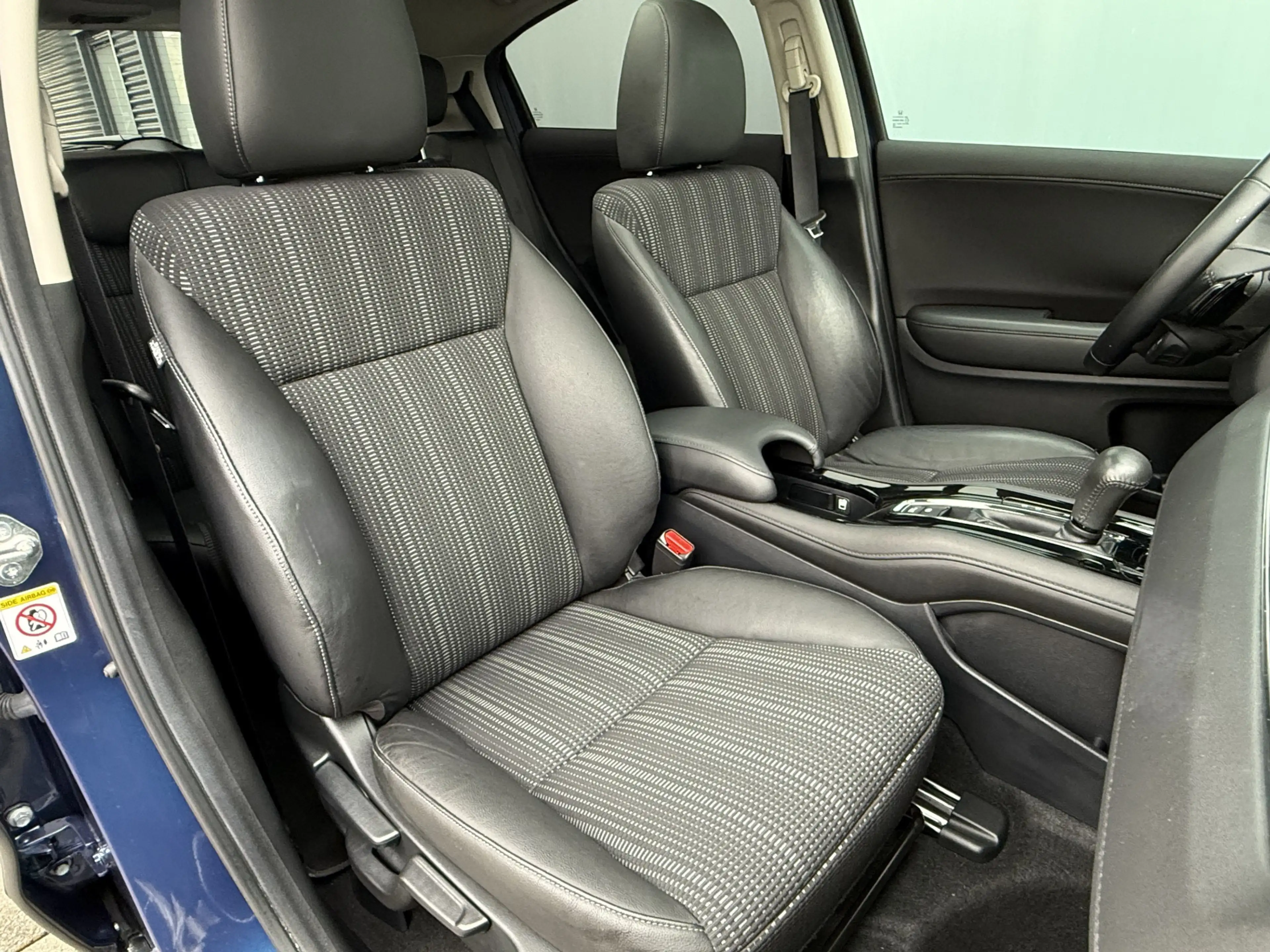 Honda HR-V BWJ 2017 | 1.5 i-VTEC 131PK Executive AUTOMAAT | P — photo 36