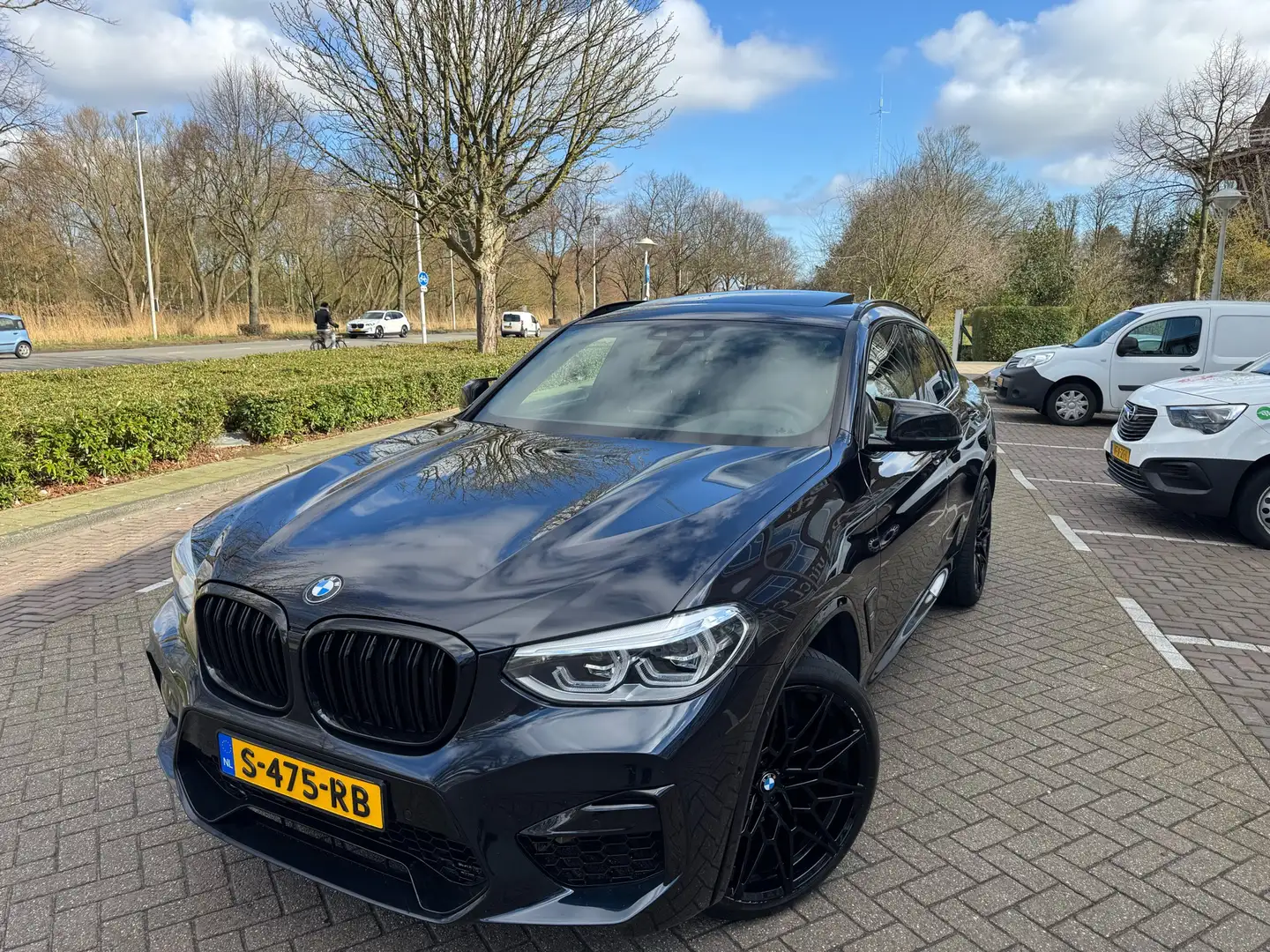 BMW X4 XDrive 20i M-Sport Negru - 1