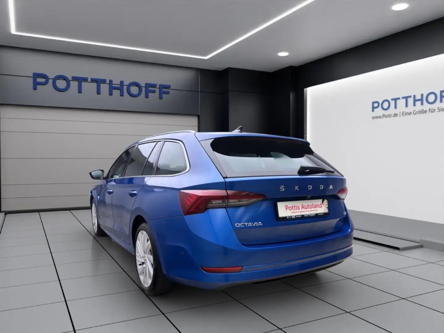 Skoda Octavia Combi iV 1.4 TSI DSG STYLE STDHZG NAVI MATRIX Blau - 2