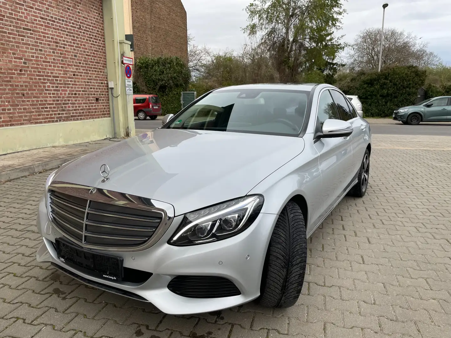Mercedes-Benz C 400 C 400 4Matic Gris - 2