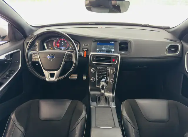 Volvo V60 view 10