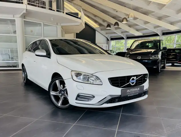 Volvo V60 main image