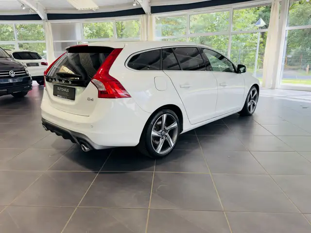 Volvo V60 view 6