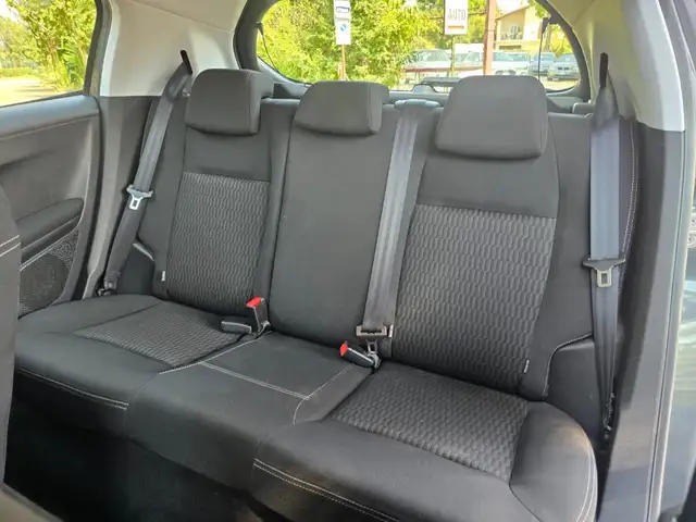 Peugeot 208 view 7