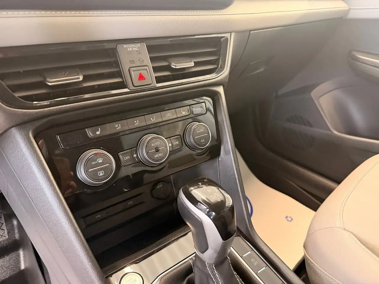 Volkswagen Taos снимка Volkswagen Taos