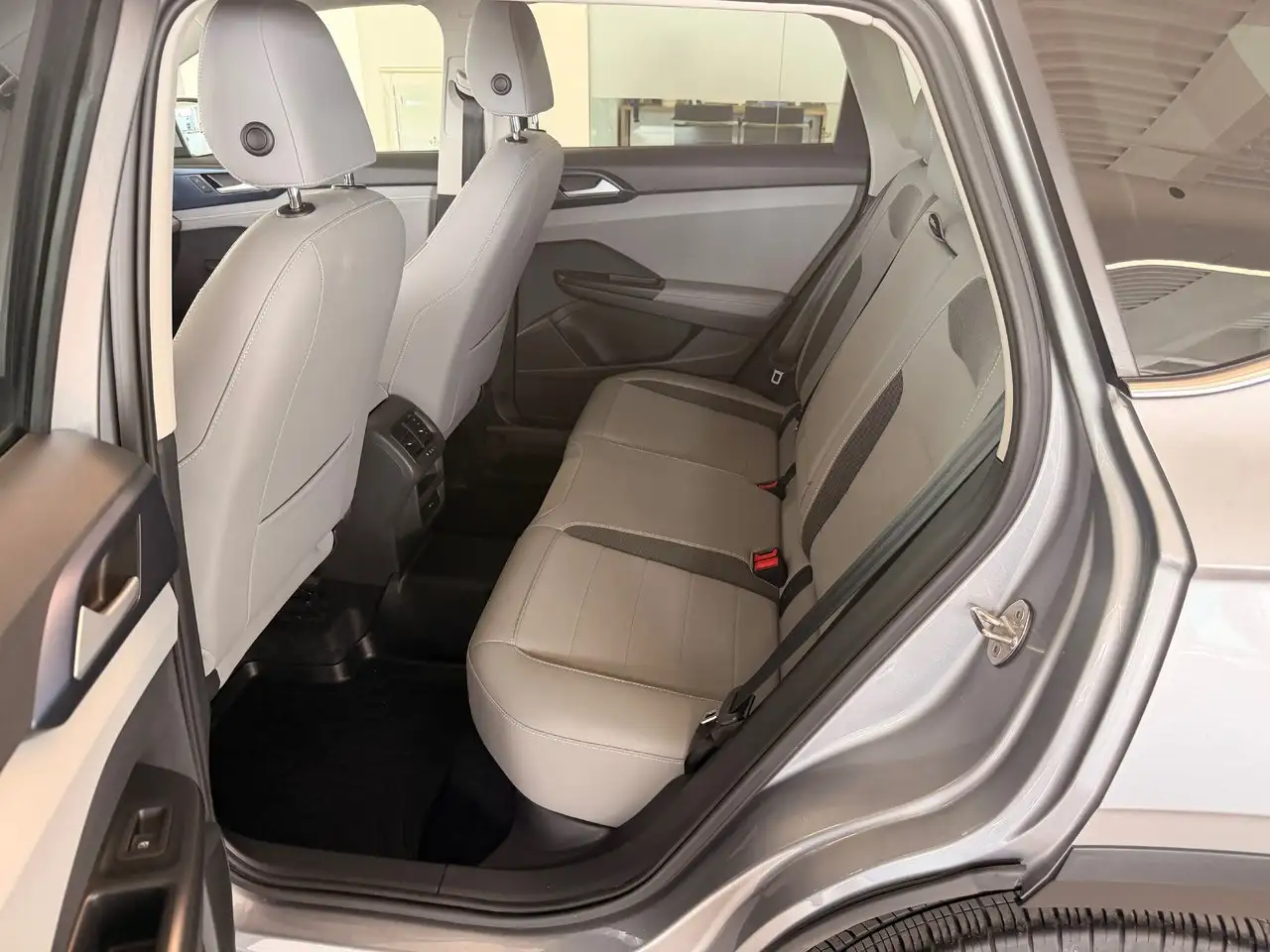 Volkswagen Taos снимка Volkswagen Taos