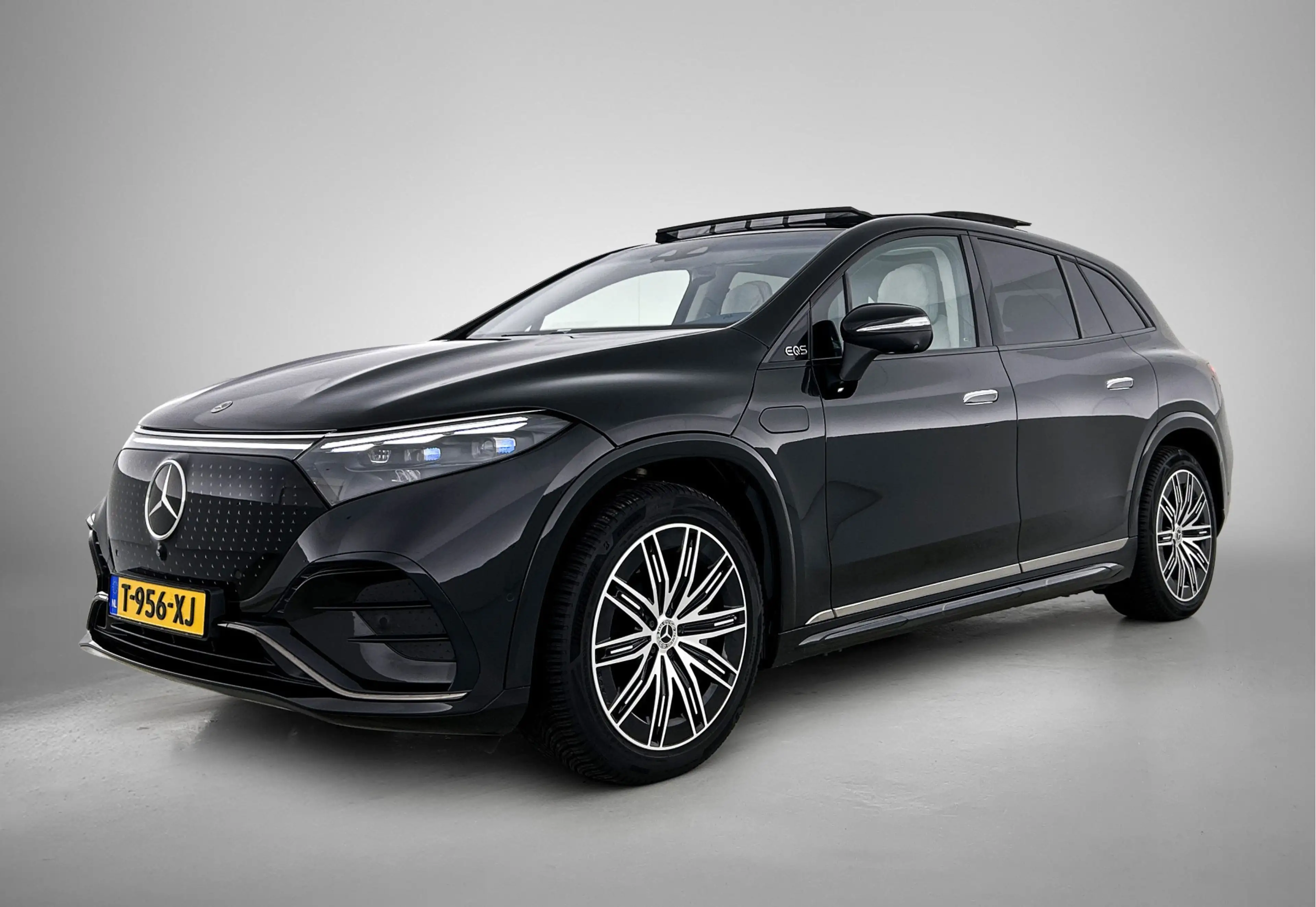 Mercedes-Benz EQS SUV 450 4MATIC AMG Line 7p 118 kWh 7 Persoons. | Burme