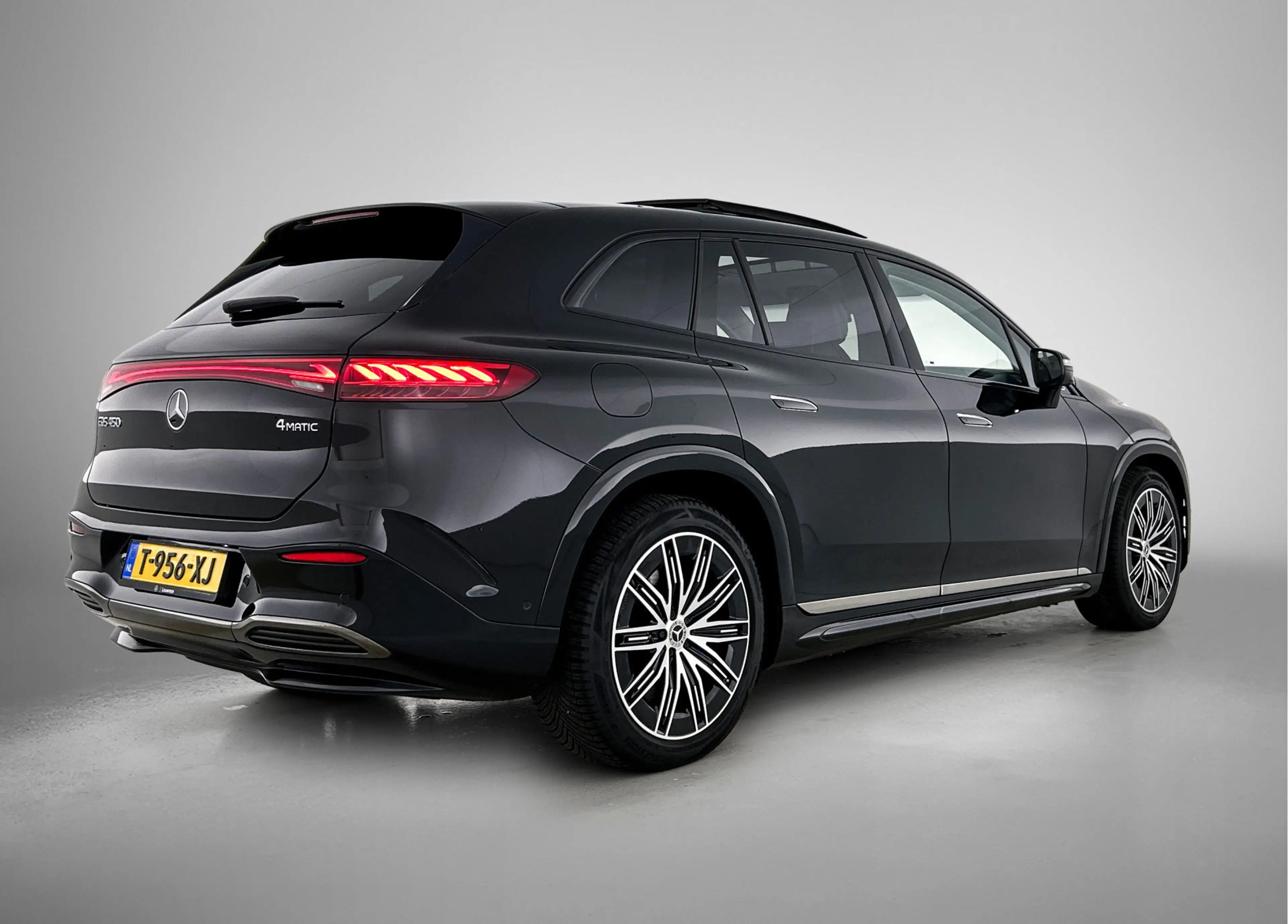 Mercedes-Benz EQS SUV 450 4MATIC AMG Line 7p 118 kWh 7 Persoons. | Burme — photo 2