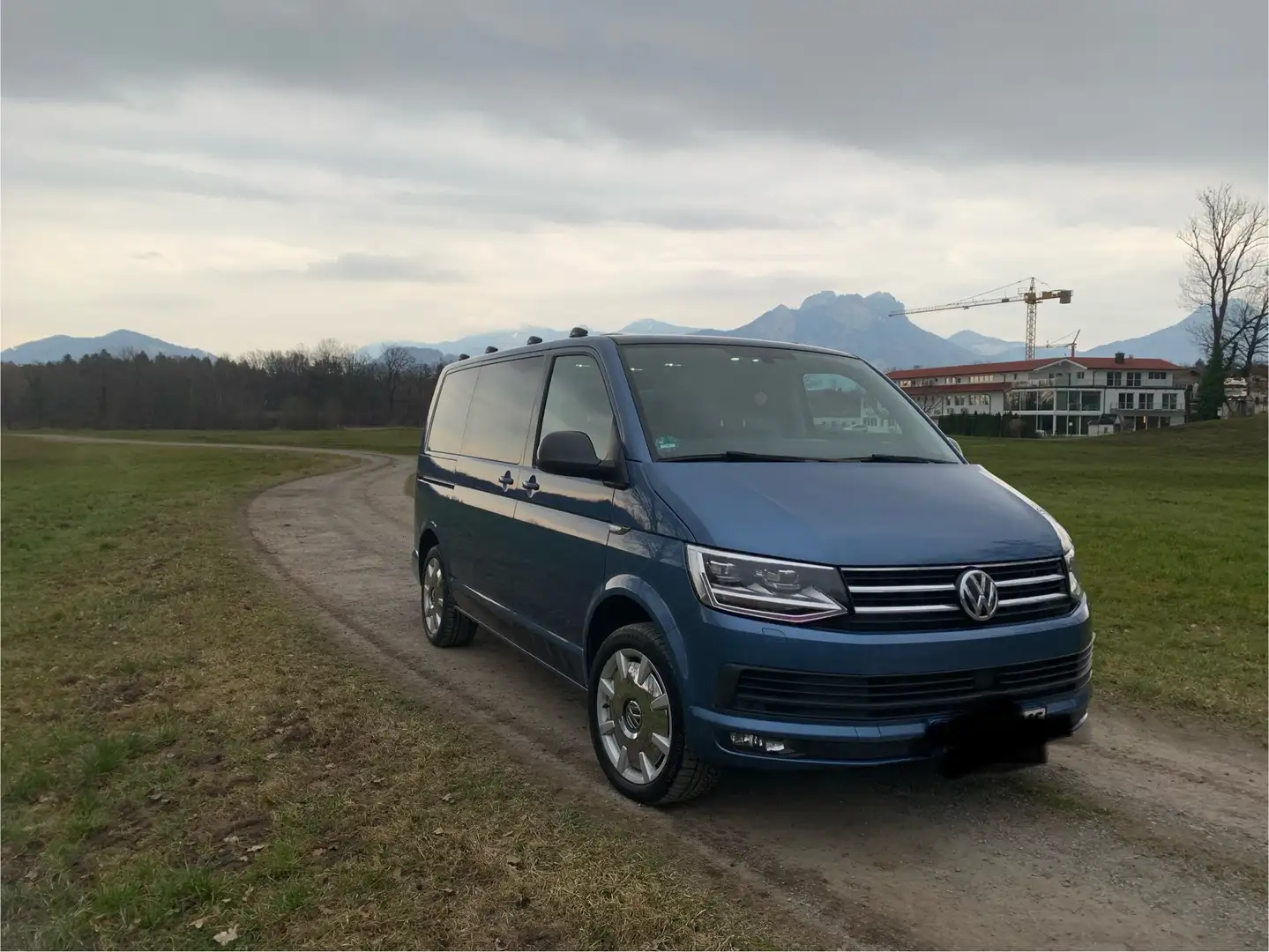 Volkswagen T6 Multivan inkl. Garantie! - Finaler Preis-jetzt oder nie :-) Blau - 1