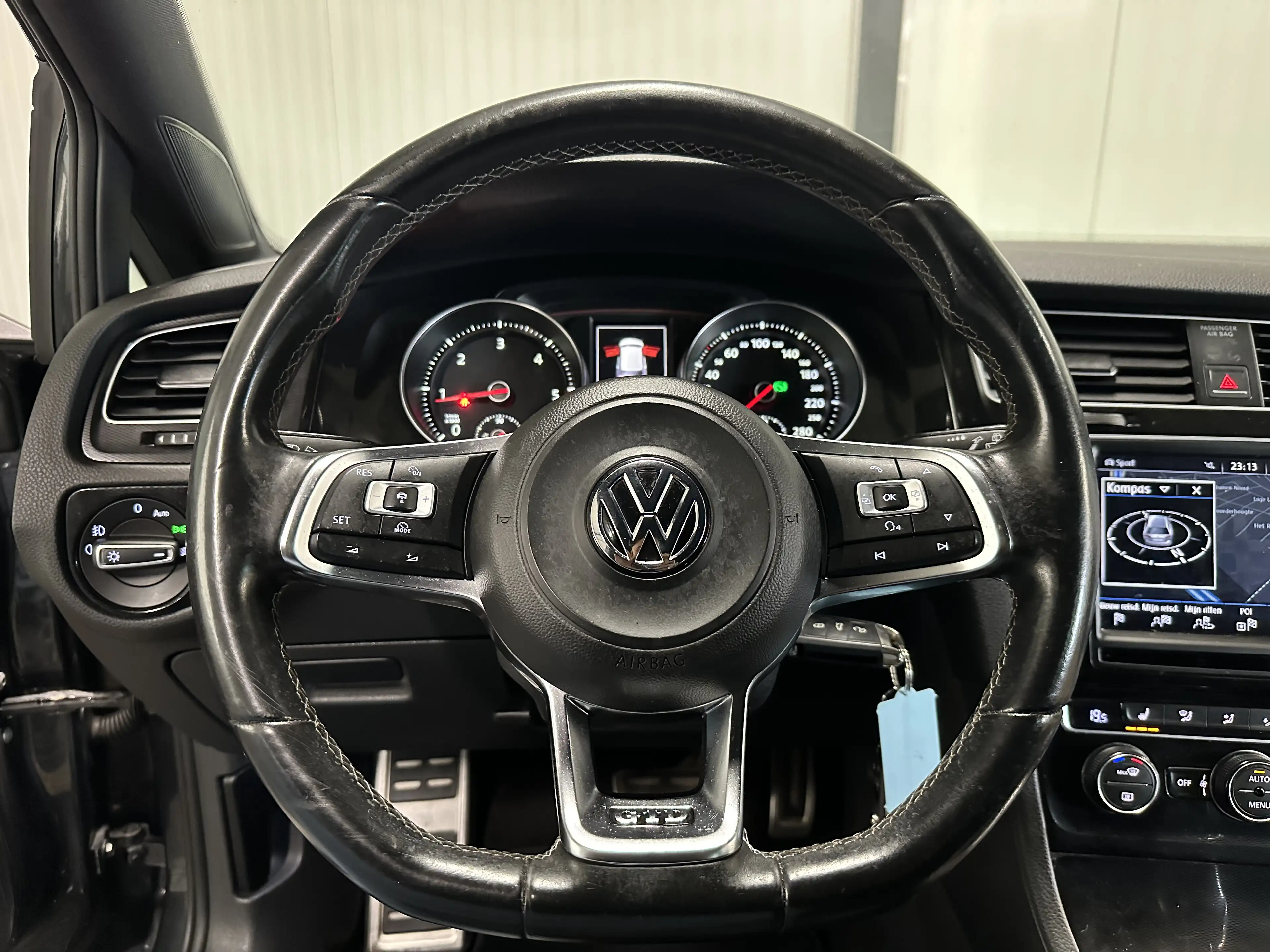 Volkswagen Golf GTD Variant | 2.0 TDI DSG 135kw | Navi | Camera — photo 11