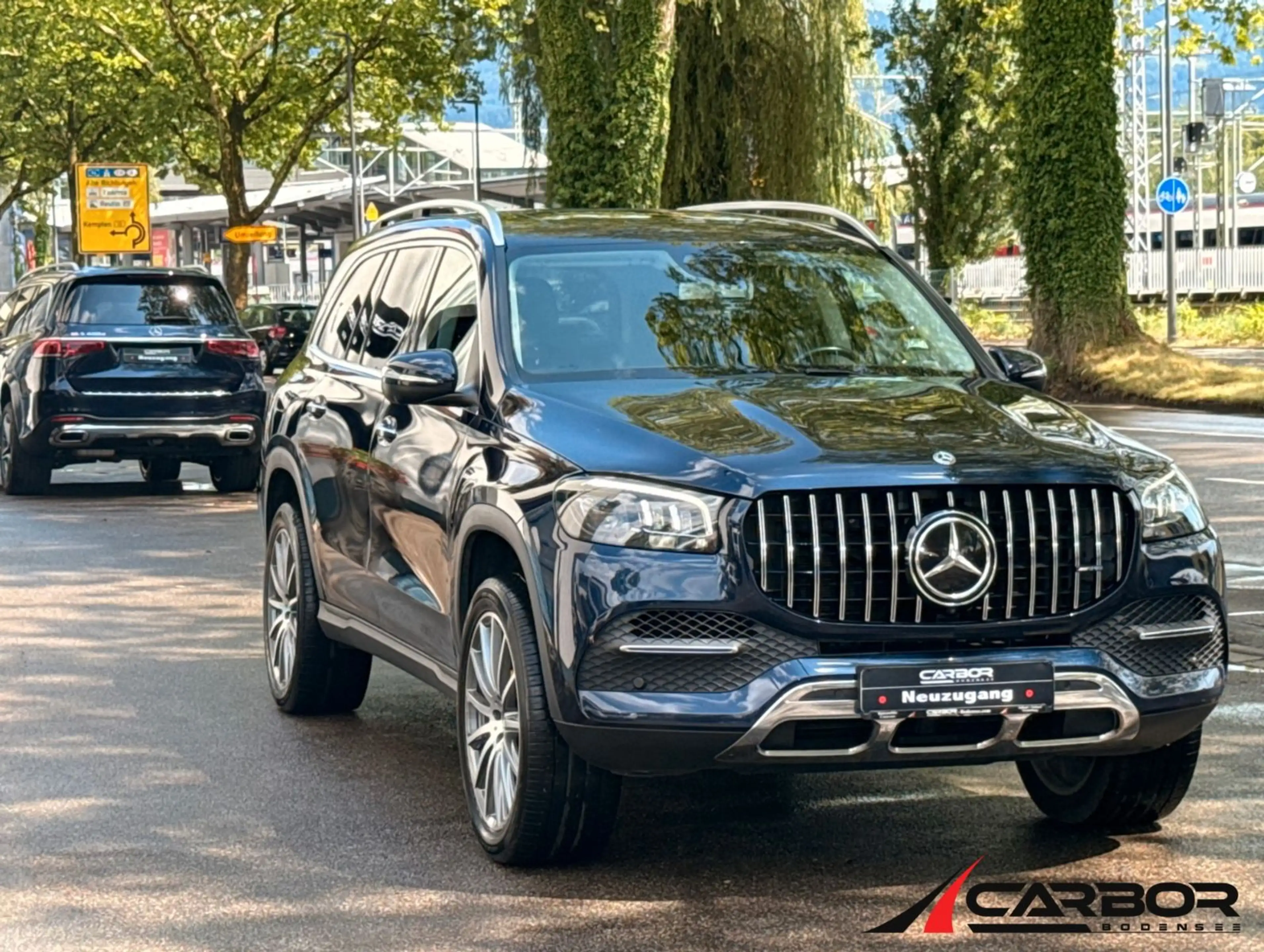 Mercedes-Benz GLS 350 d 4MATIC/ AIRMATIC/BURMESTER/360°/ MwSt! — photo 2