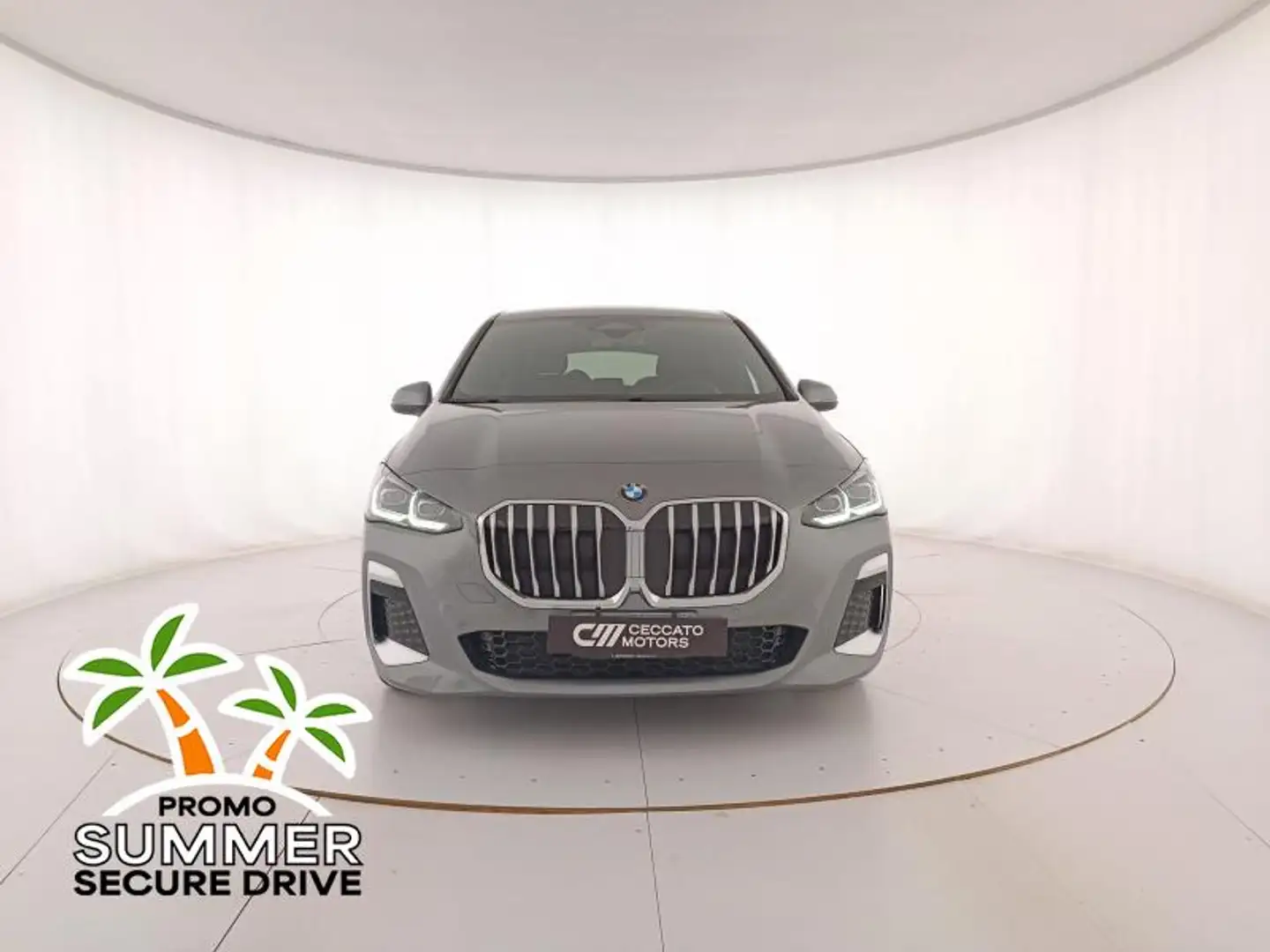 BMW 220 i Active Tourer mhev 48V Msport auto Grijs - 2