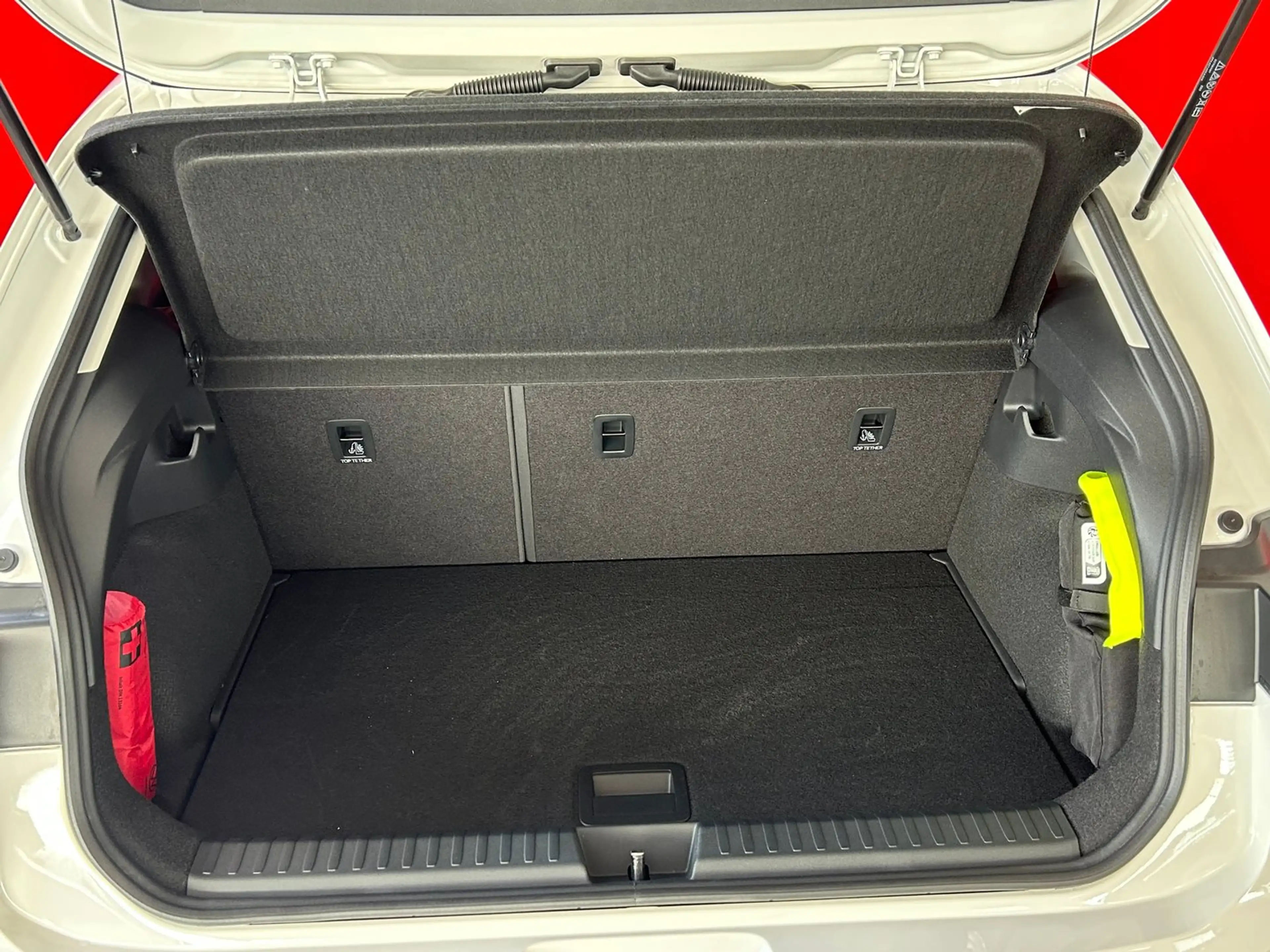 Volkswagen ID. Polo VW ID. Polo Life Edition 155 kW - 52 kWh — photo 5