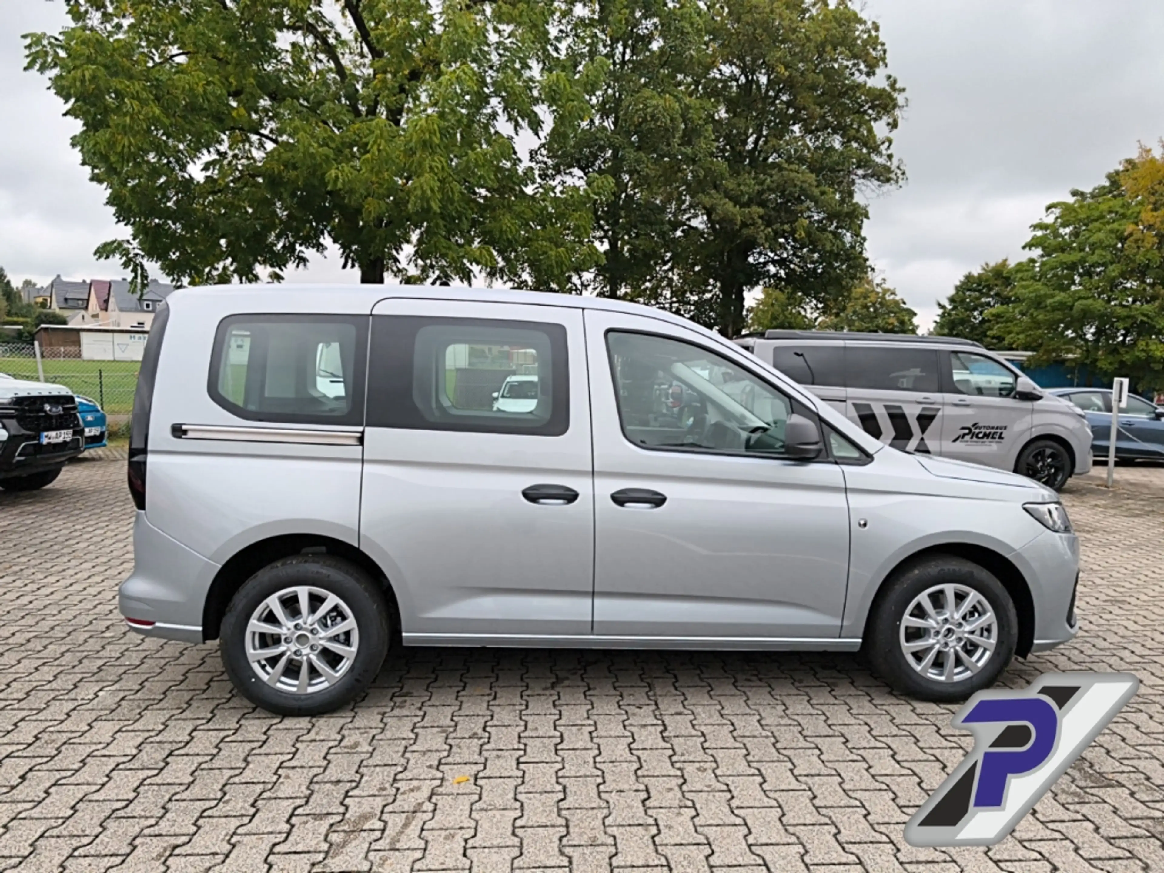 Ford Tourneo Connect Trend L1 RÜCKFAHRKAMERA Digitales Cockpit Apple Ca — photo 6