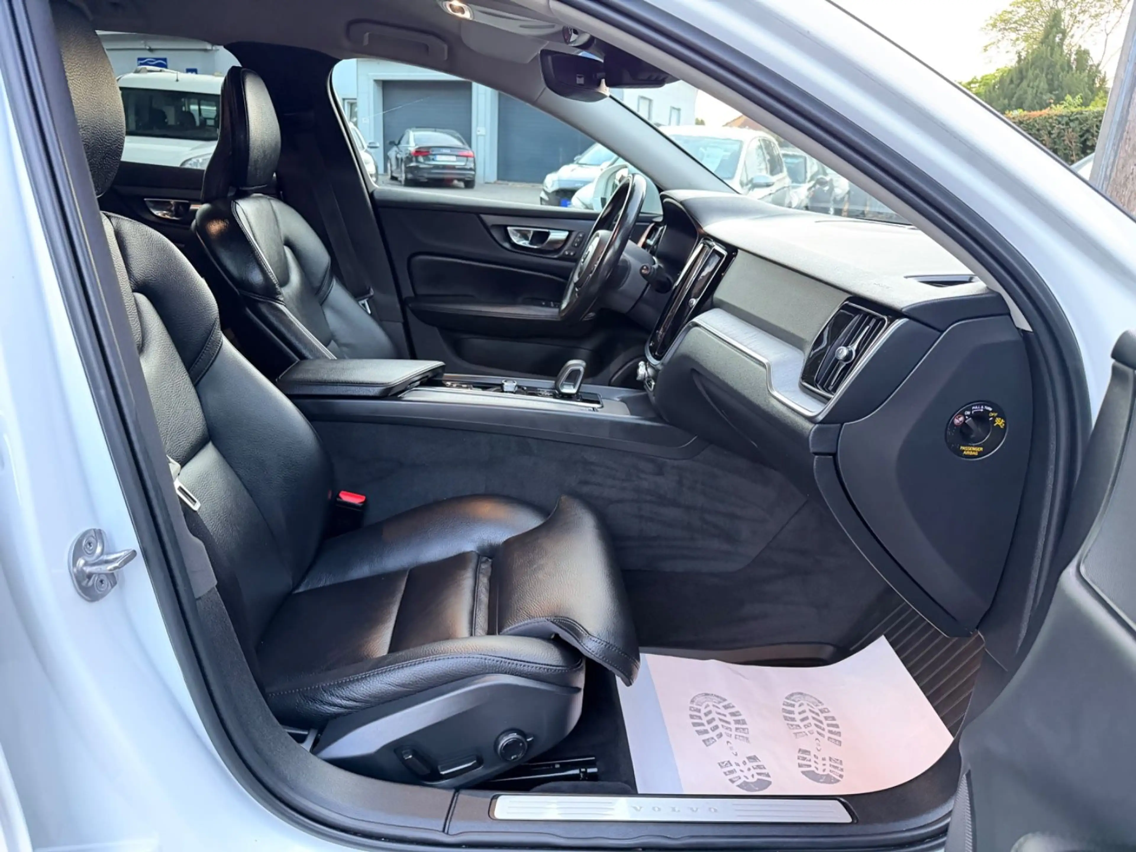 Volvo V60 Cross Country AWD*AUTOMATIK*LEDER*LED*KAMERA — photo 15