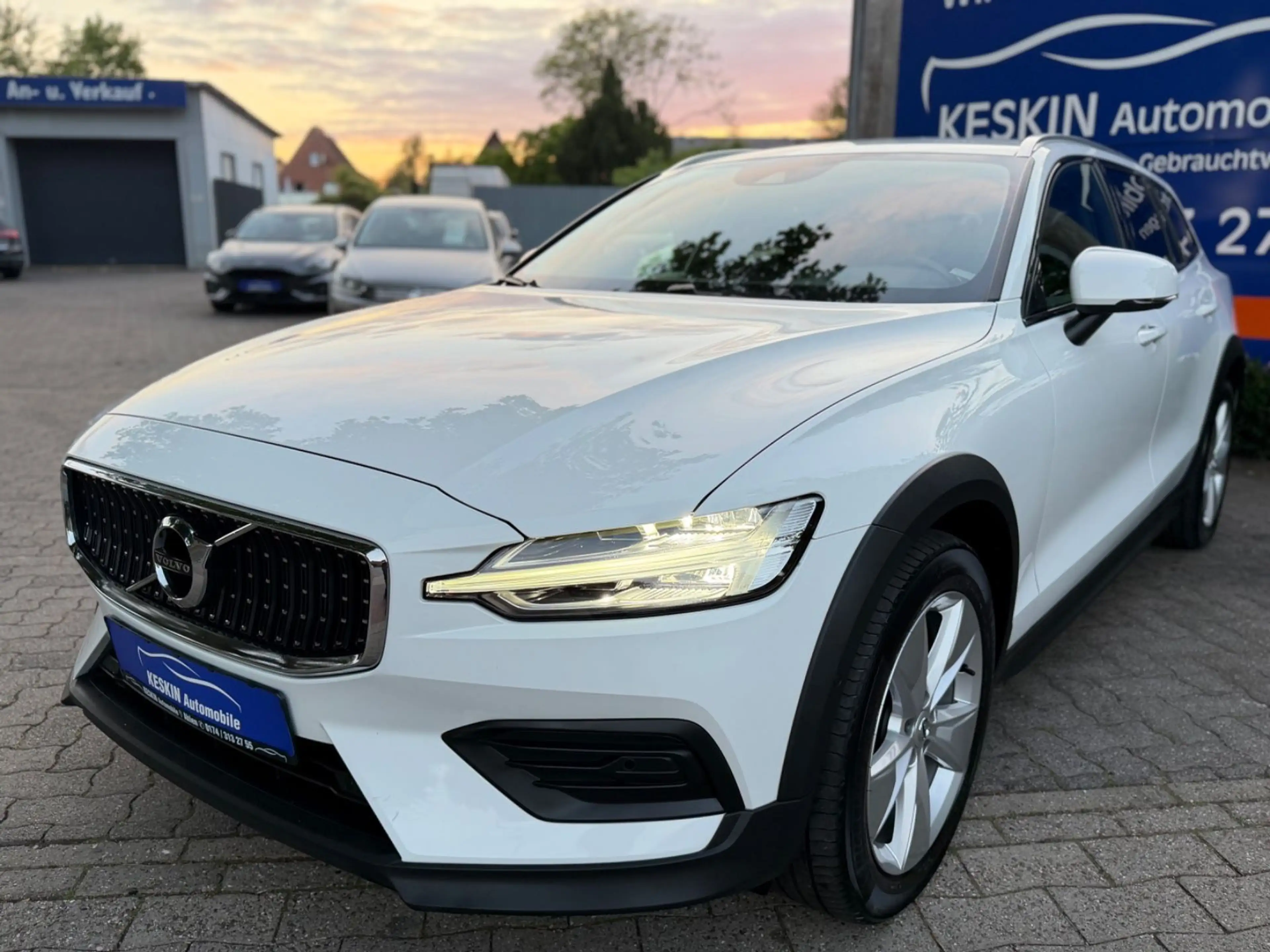 Volvo V60 Cross Country AWD*AUTOMATIK*LEDER*LED*KAMERA — photo 8