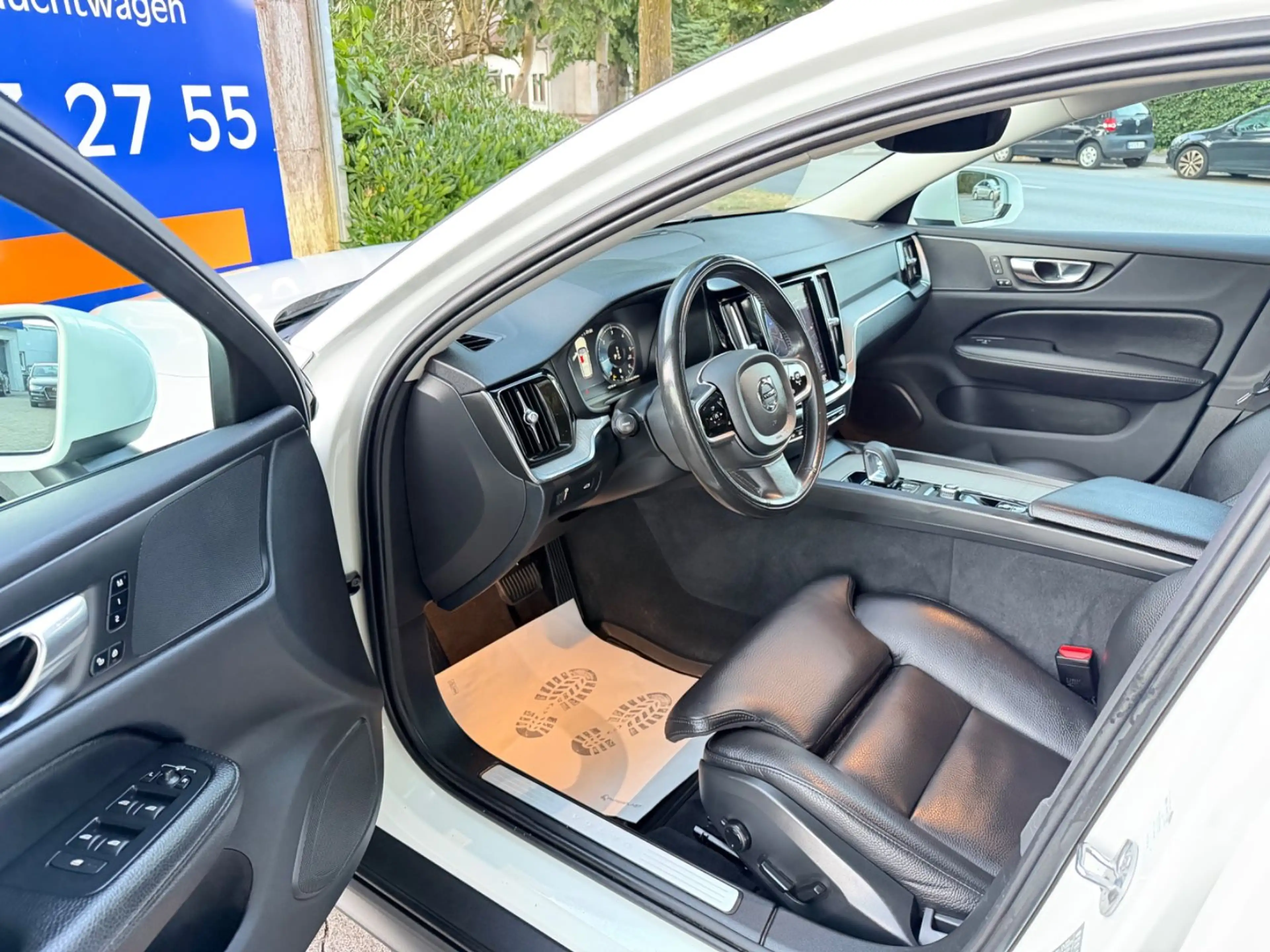 Volvo V60 Cross Country AWD*AUTOMATIK*LEDER*LED*KAMERA — photo 10