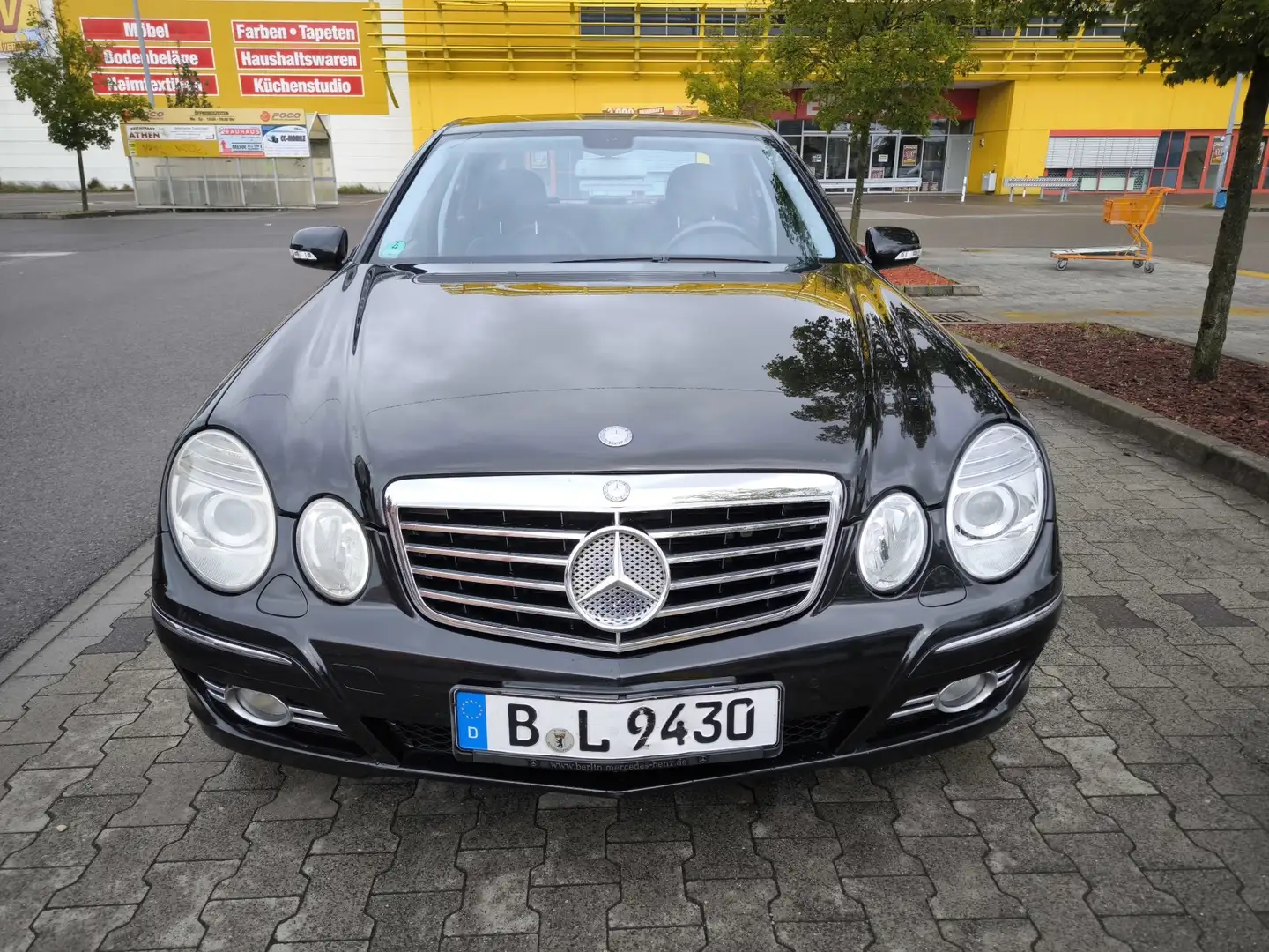 Mercedes-Benz E 320 E-Klasse Diesel CDI 7G-TRONIC Avantgarde DPF Černá - 1
