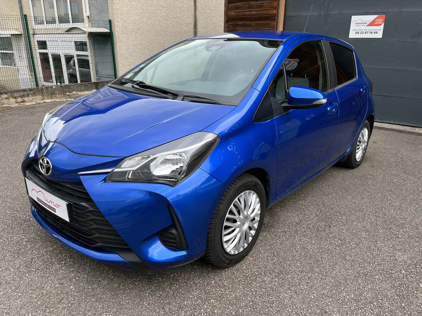 Toyota Yaris 1.0 Vvti Ultimate  1° main GARANTIE 12 MOIS Bleu - 2