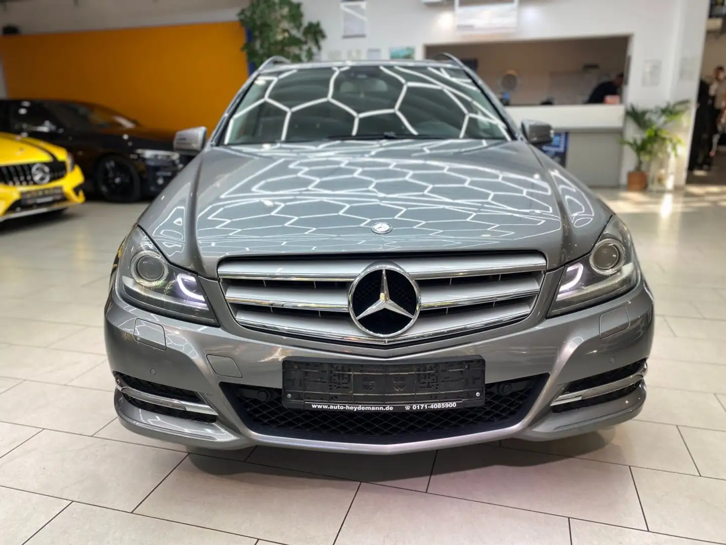 Mercedes-Benz C 220 CDI Automatik Leder Navi Bi-Xenon Tempo PDC DPF Silber - 2