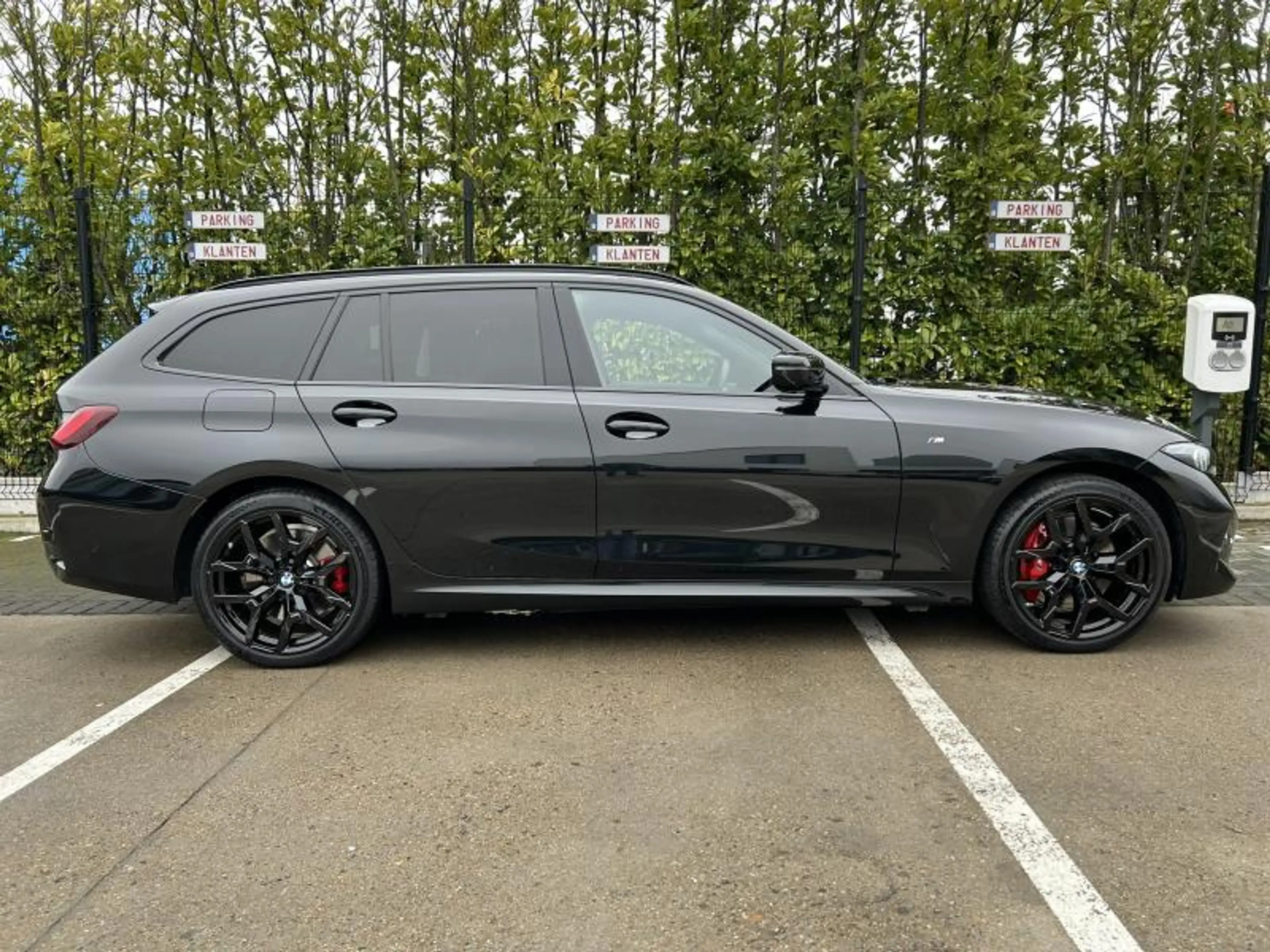 BMW 330 Touring — photo 4