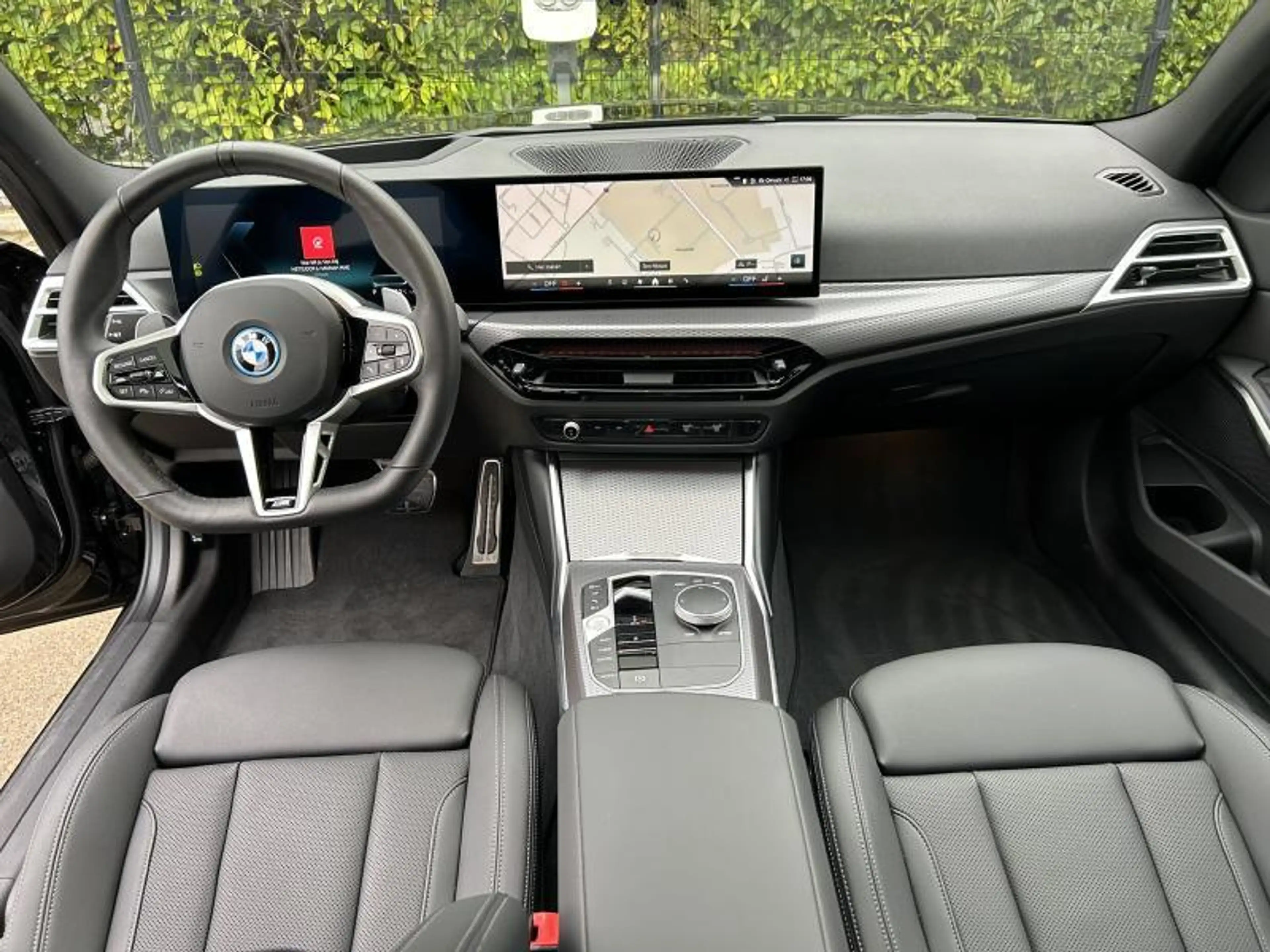 BMW 330 Touring — photo 8