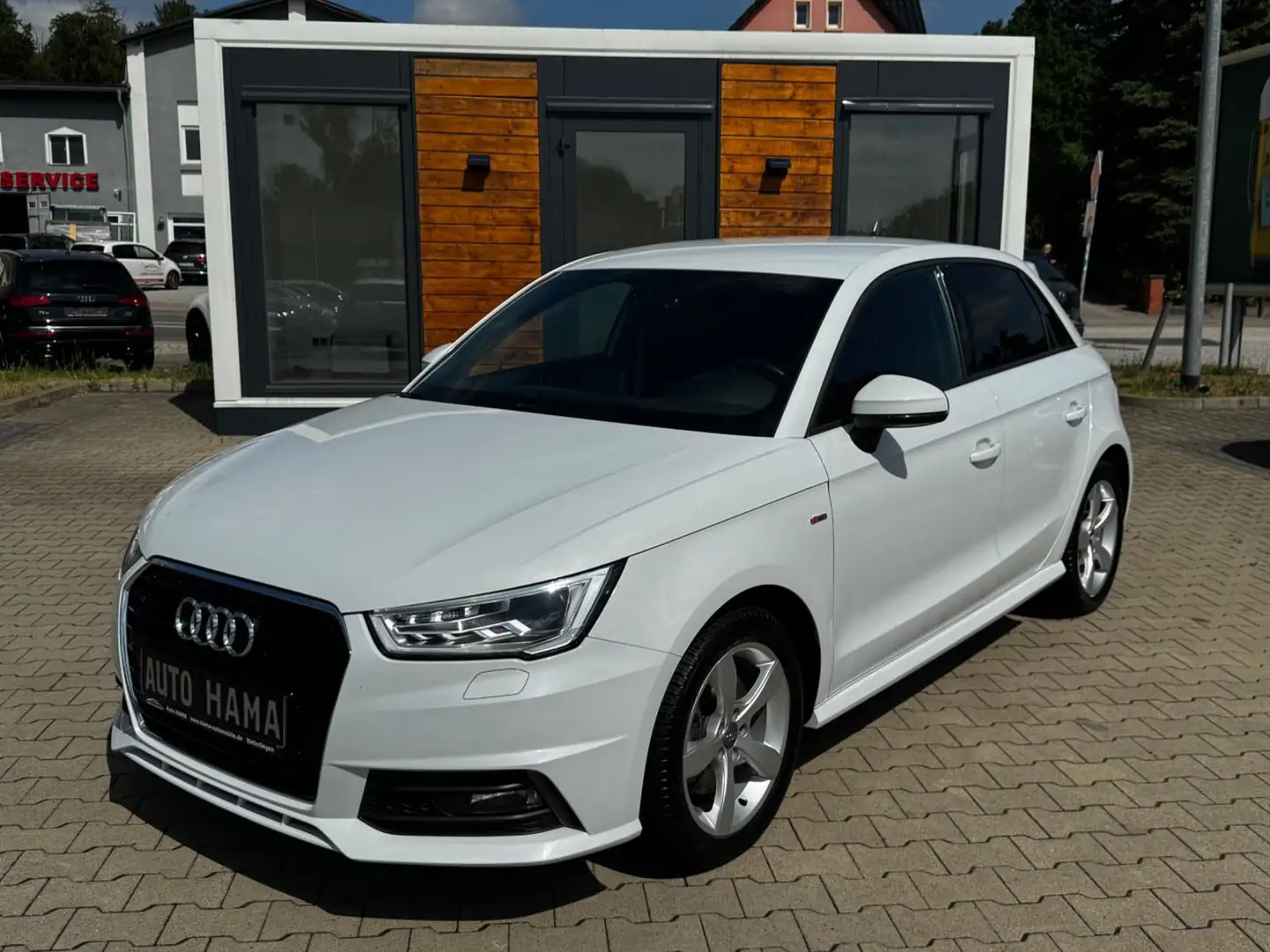 Audi A1 1.4 TFSI Sportback S-Line XEN*NAV*LEDER*BOSE* Weiß - 2