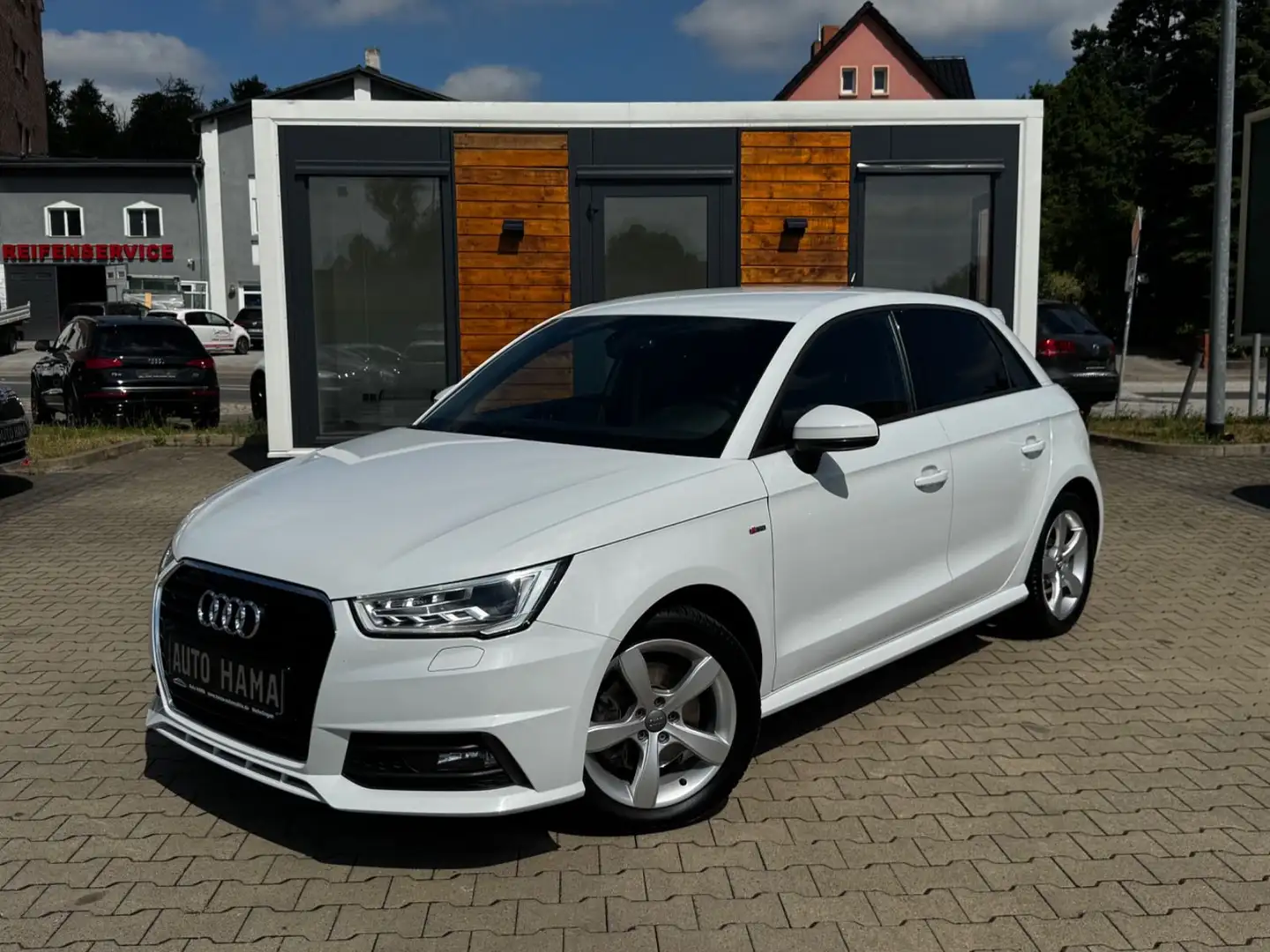Audi A1 1.4 TFSI Sportback S-Line XEN*NAV*LEDER*BOSE* Weiß - 1