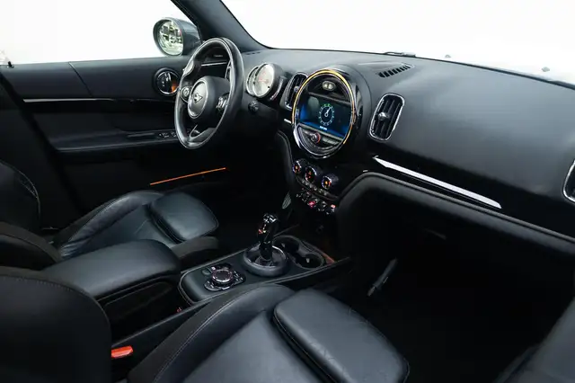 Mini Cooper Cooper view 7