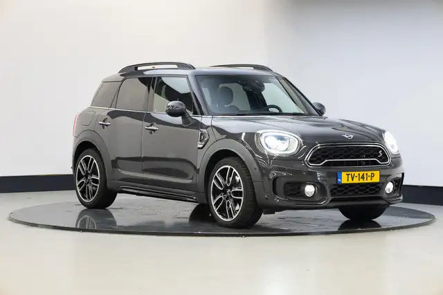 Mini Cooper Cooper main image