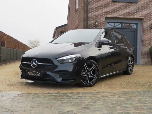 Mercedes-Benz B 200 AMG line - AUTOMAAT - ALS NIEUW - 2j GARANTIE